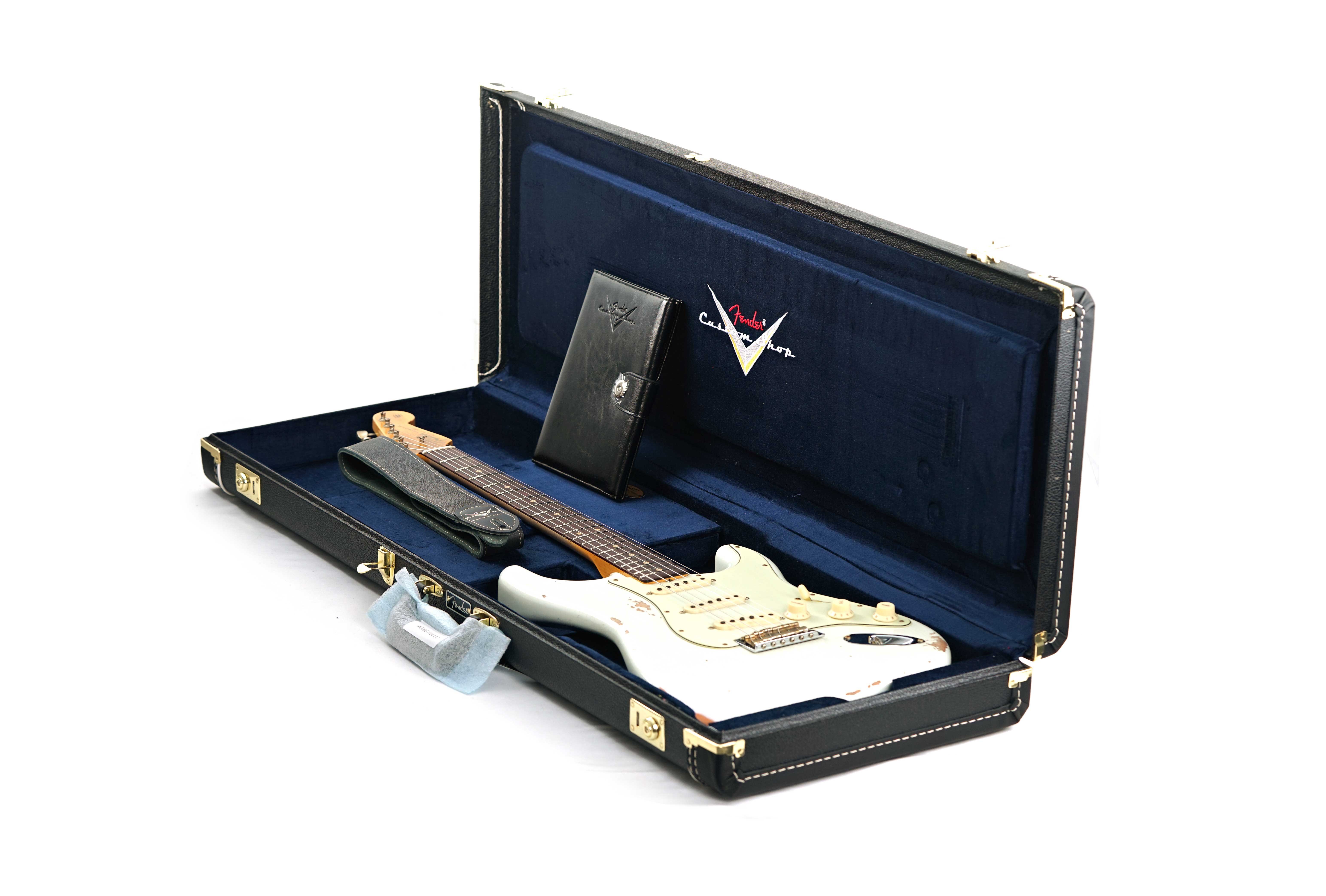 GUITARGUITAR Fender Custom Shop Limited Edition 1964 L-Series Stratocaster Heavy Relic Olympic White