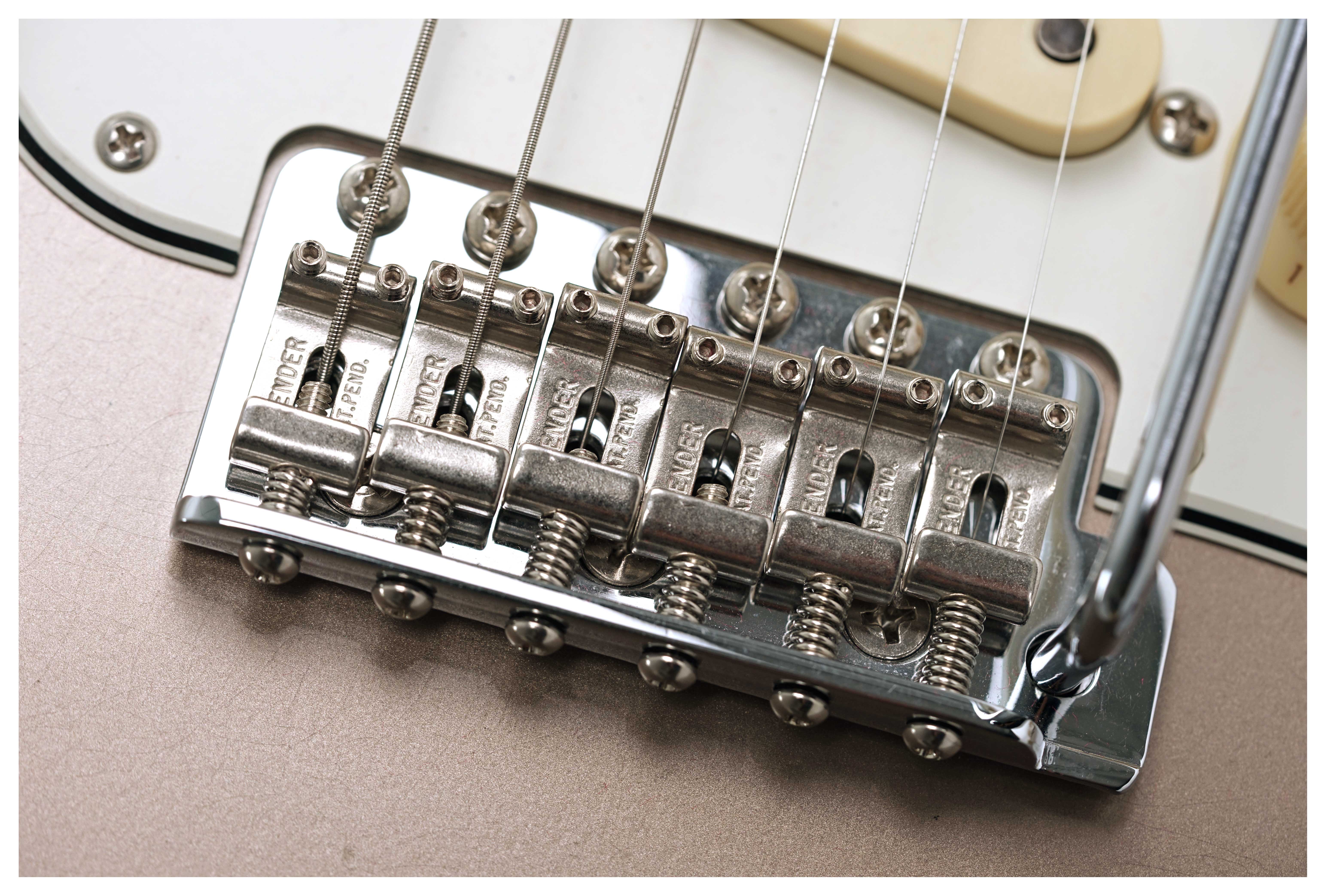 GUITARGUITAR Fender Custom Shop 1967 Stratocaster Relic Closet Classic Shoreline Gold #CZ578833