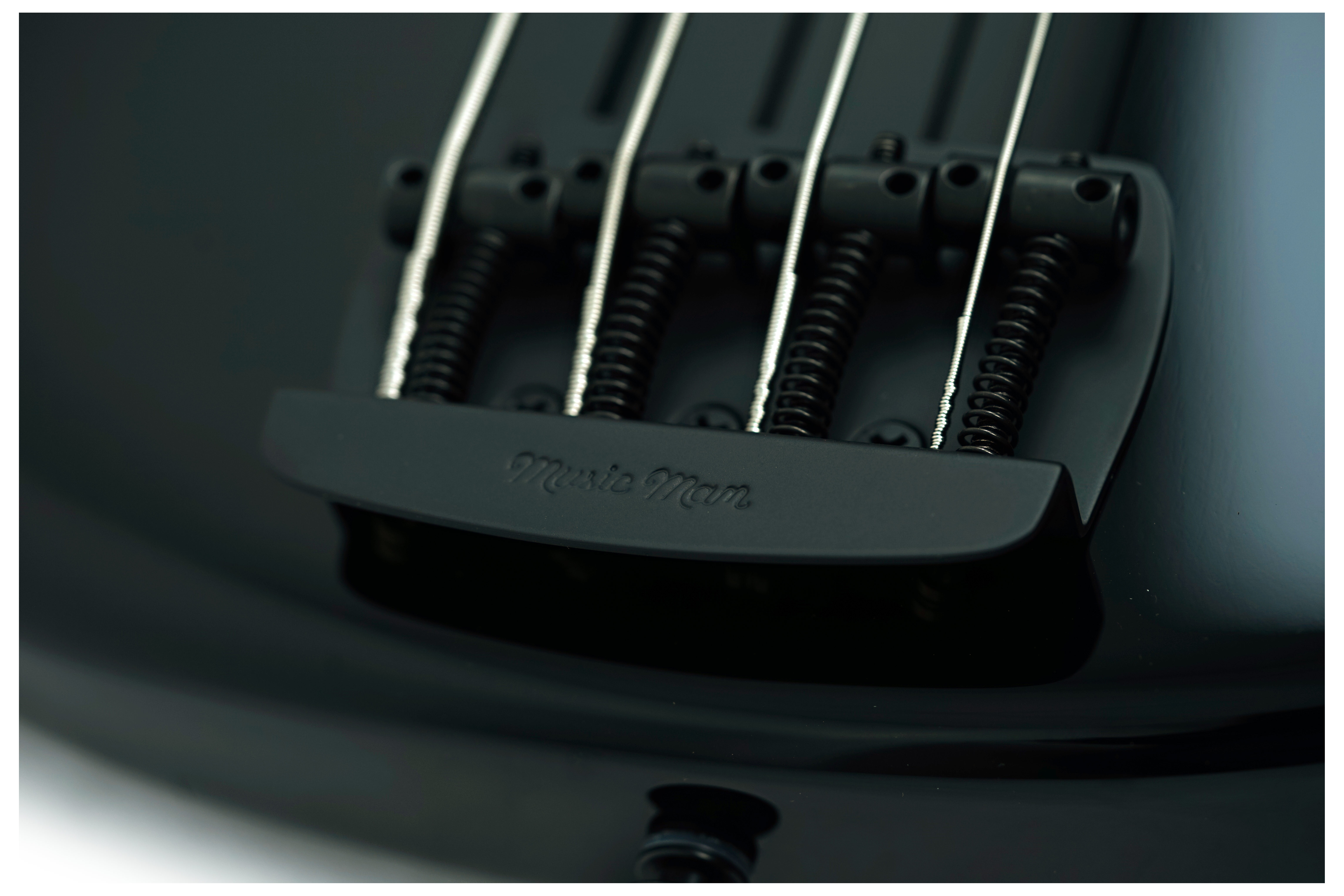 GUITARGUITAR Music Man DarkRay 4 Obisidian Black Ebony Fingerboard #S13624