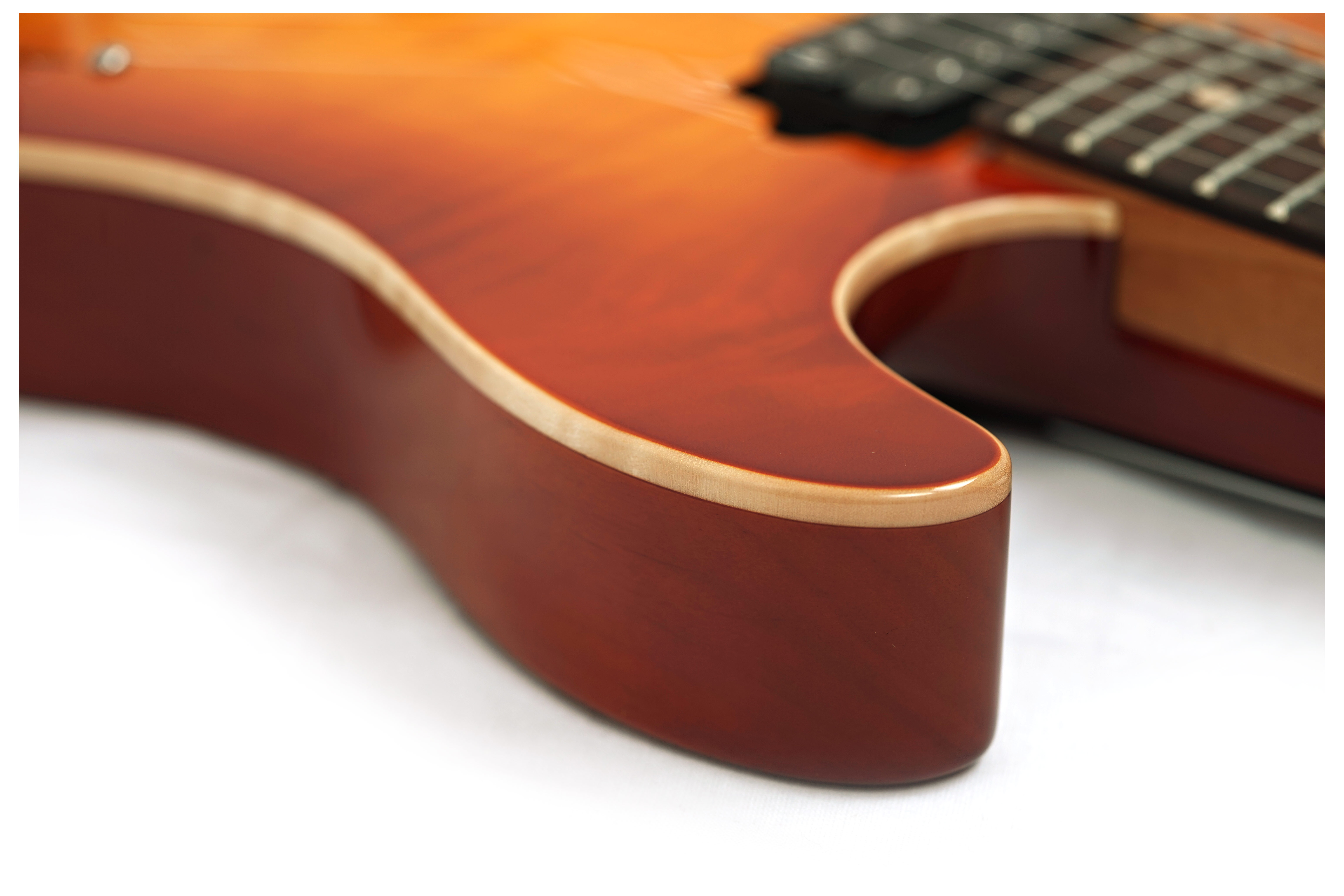 GUITARGUITAR Suhr Oso Figured Maple Tea Burst #90312