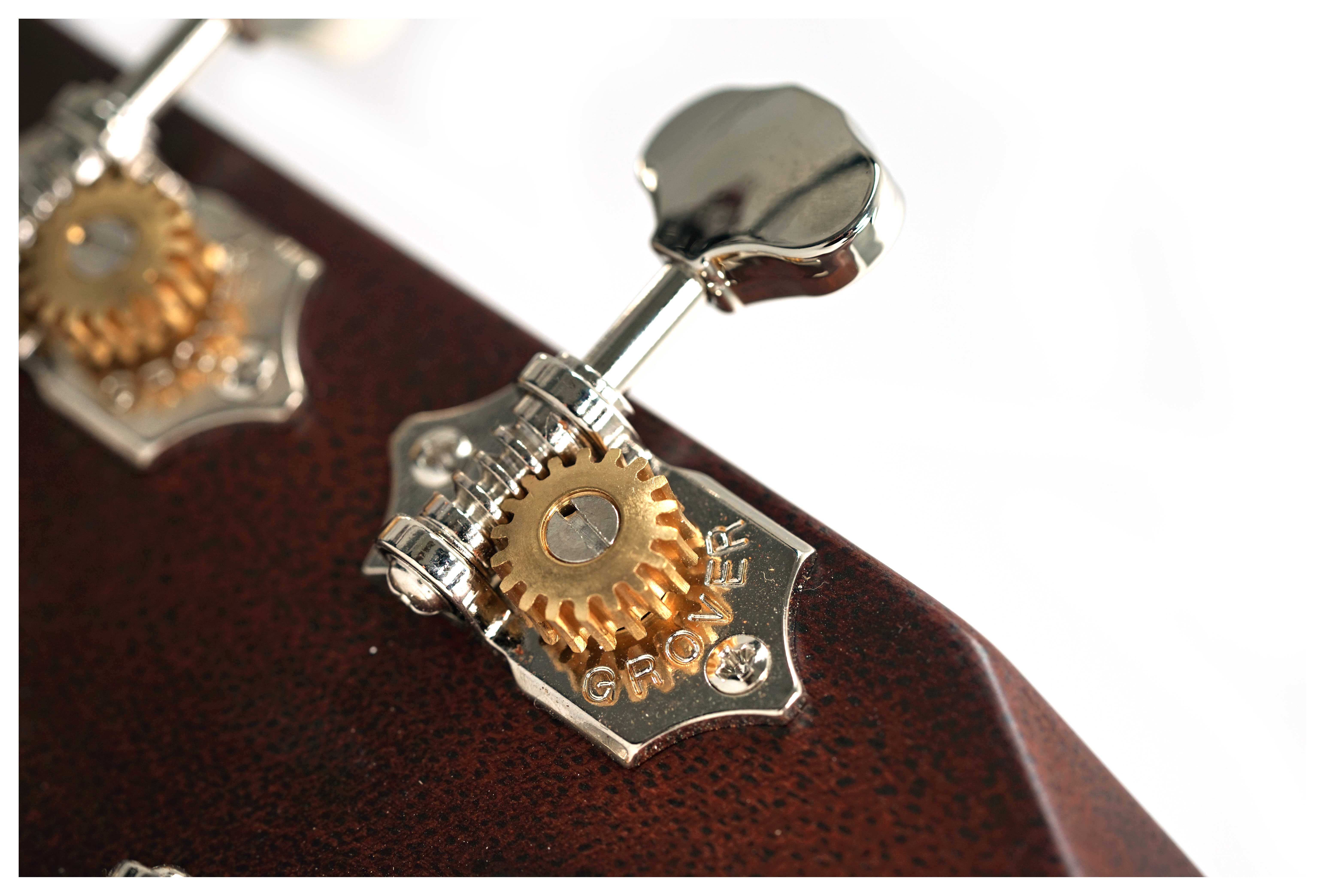 GUITARGUITAR Martin Standard Series OM-28 Sunburst