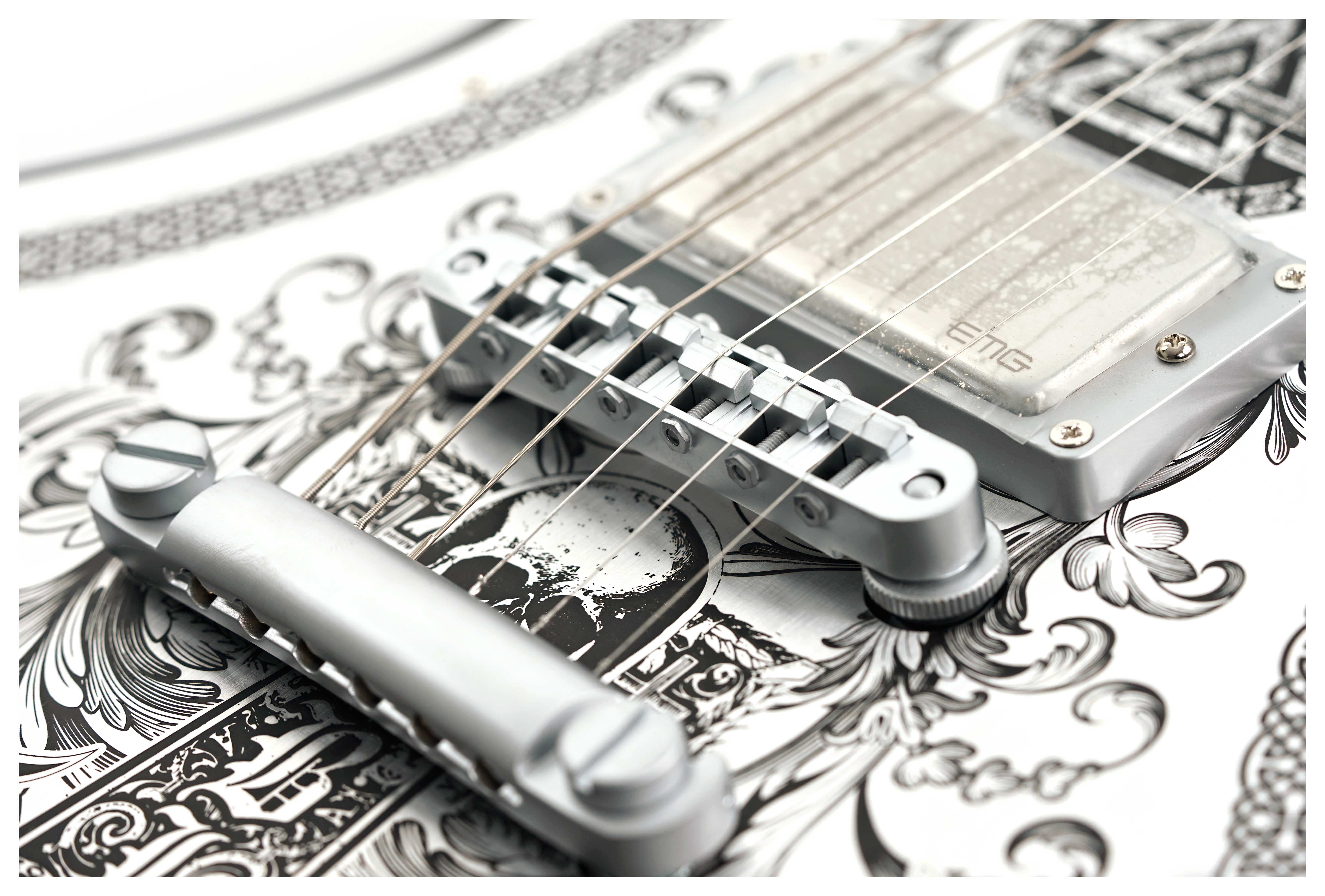 GUITARGUITAR Wylde Audio Barbarian Ironworks Black Burst