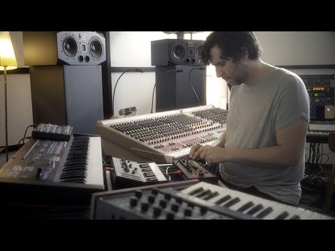 GUITARGUITAR Roland SH-01A Boutique Synthesizer Grey