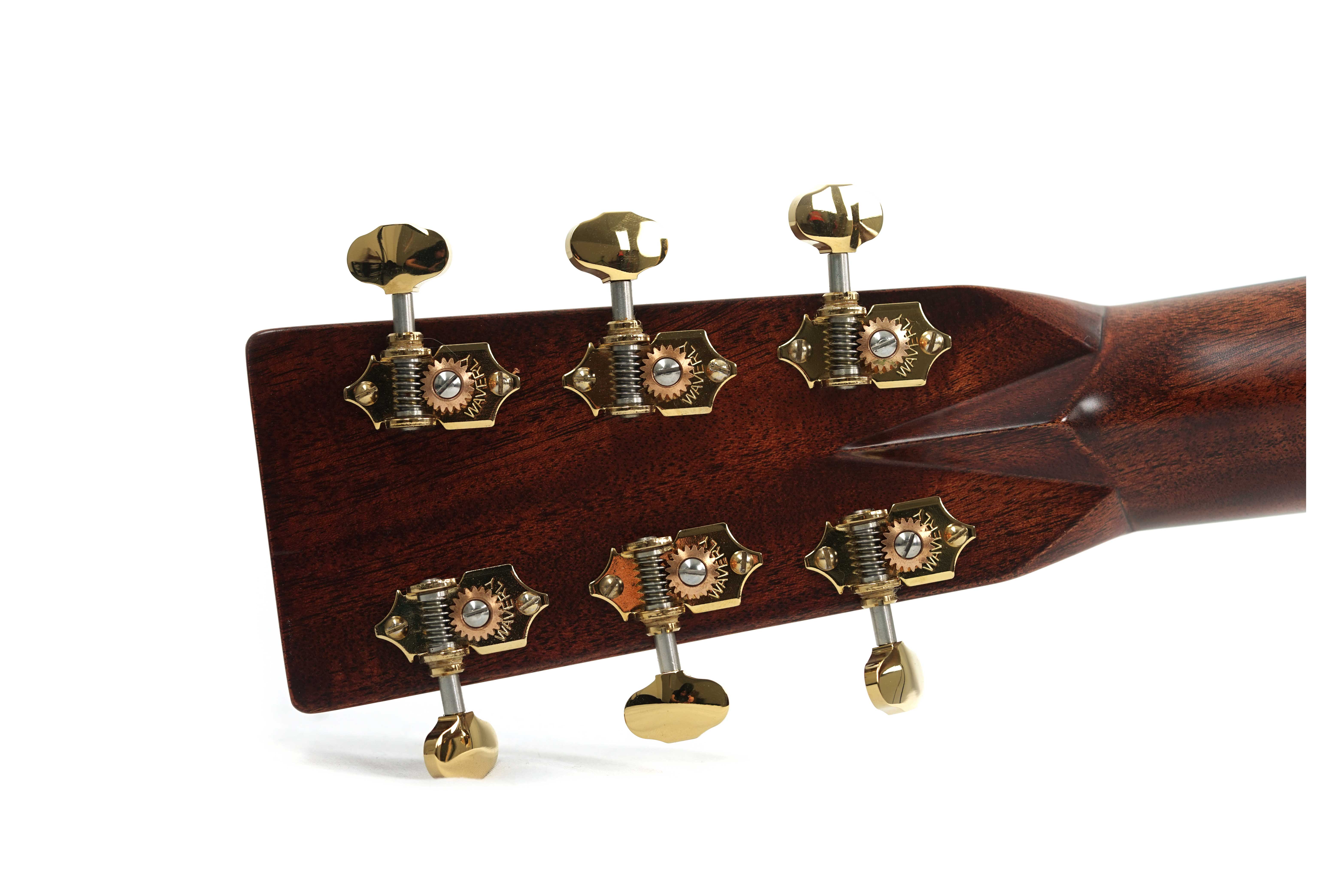 GUITARGUITAR Martin OM28E Modern Deluxe
