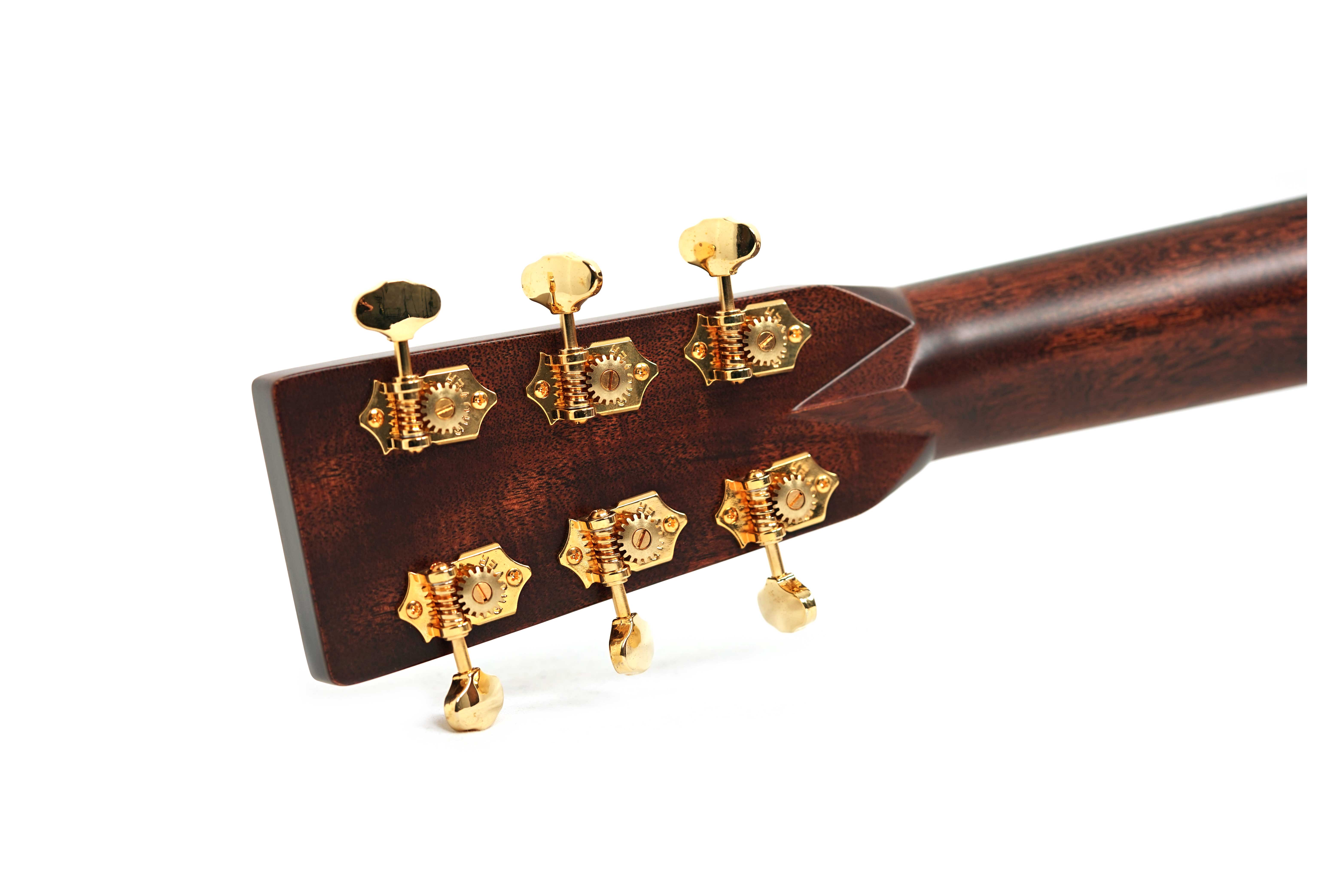 GUITARGUITAR Martin Custom Shop Dreadnought Koa Top, Back and Sides