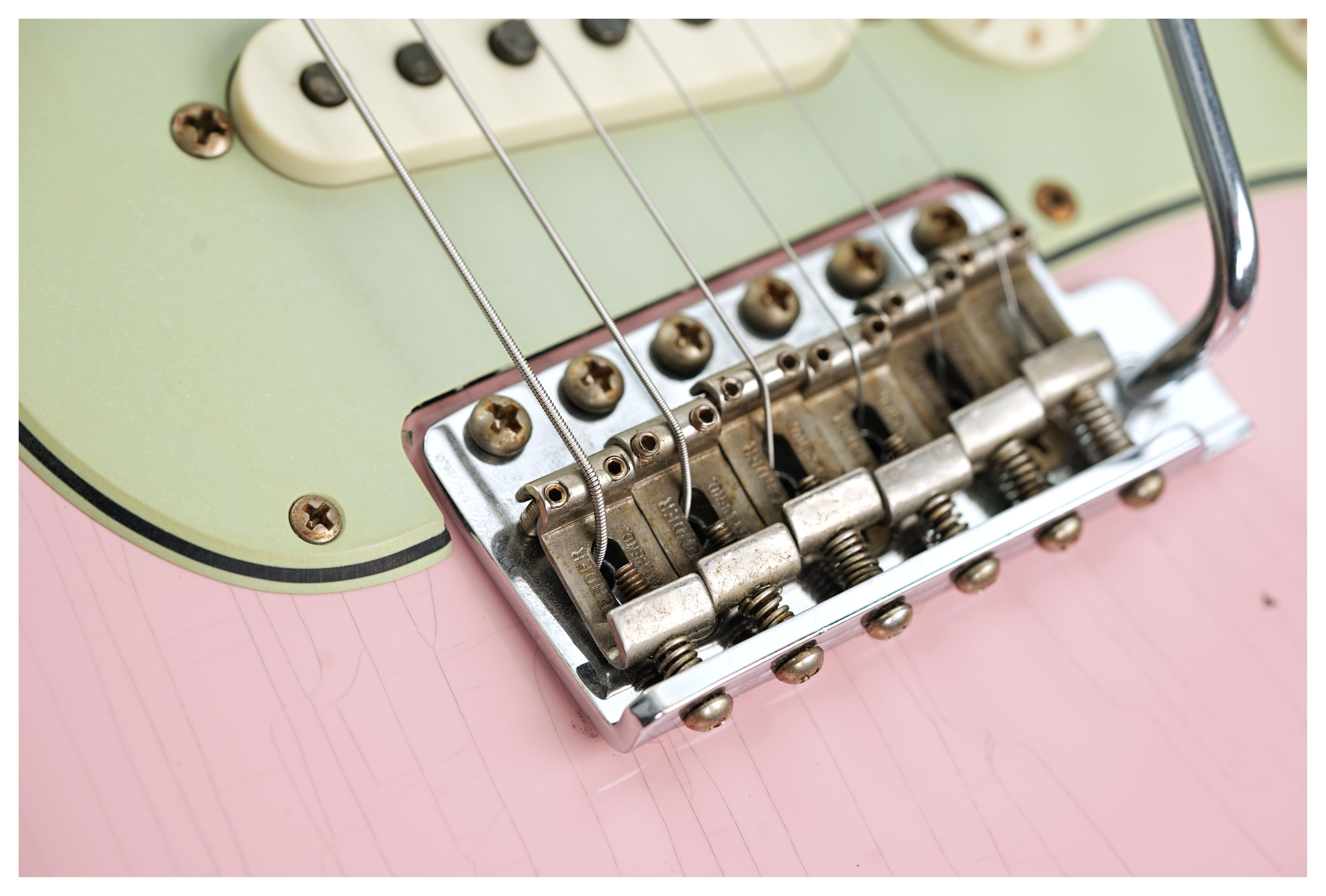 GUITARGUITAR Fender Custom Shop 1959 Collection Stratocaster Journeyman Relic Shell Pink Rosewood Fingerboard #CZ587030