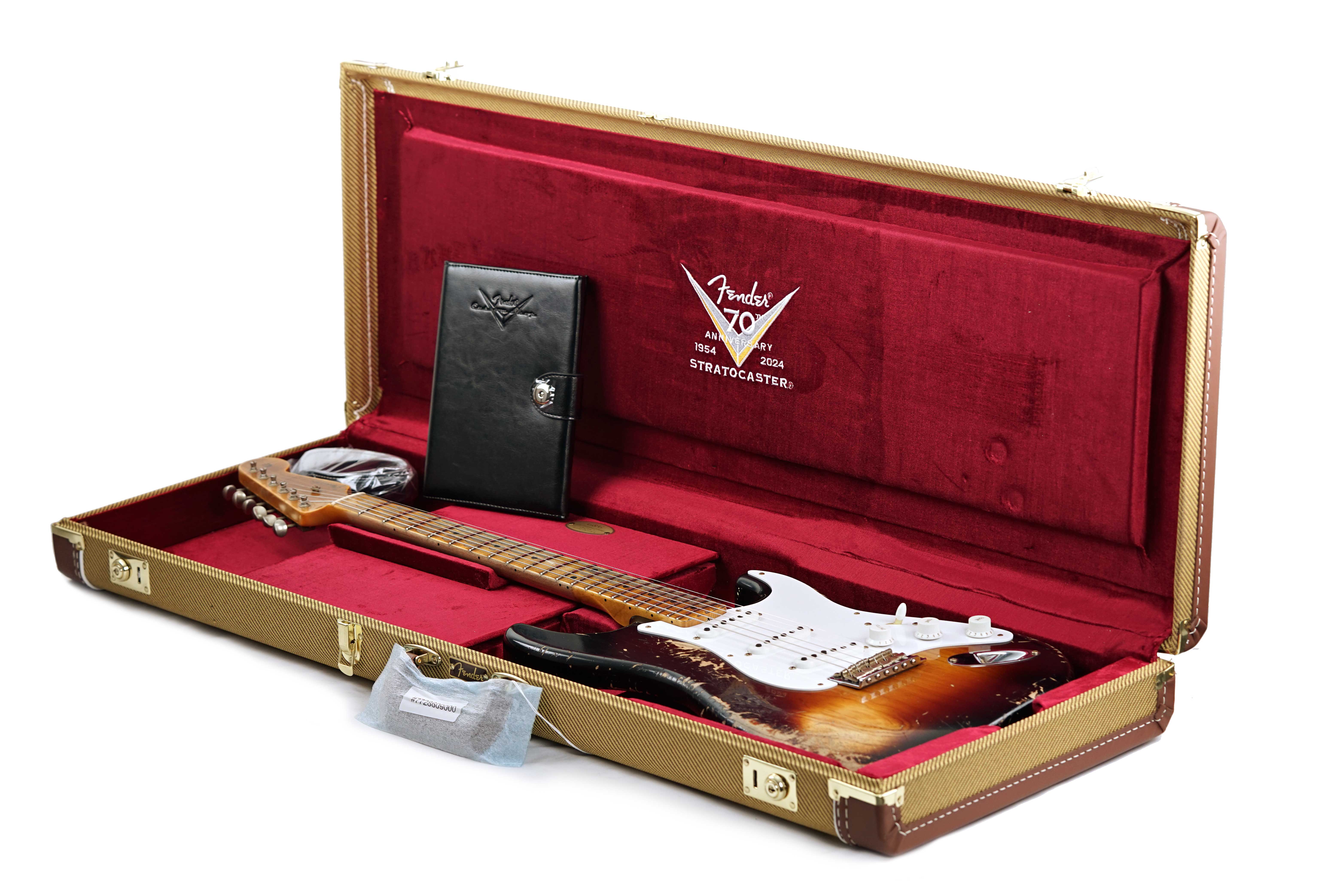 GUITARGUITAR Fender Custom Shop Limited Edition 70th Anniversary 1954 Stratocaster Heavy Relic #XN4877