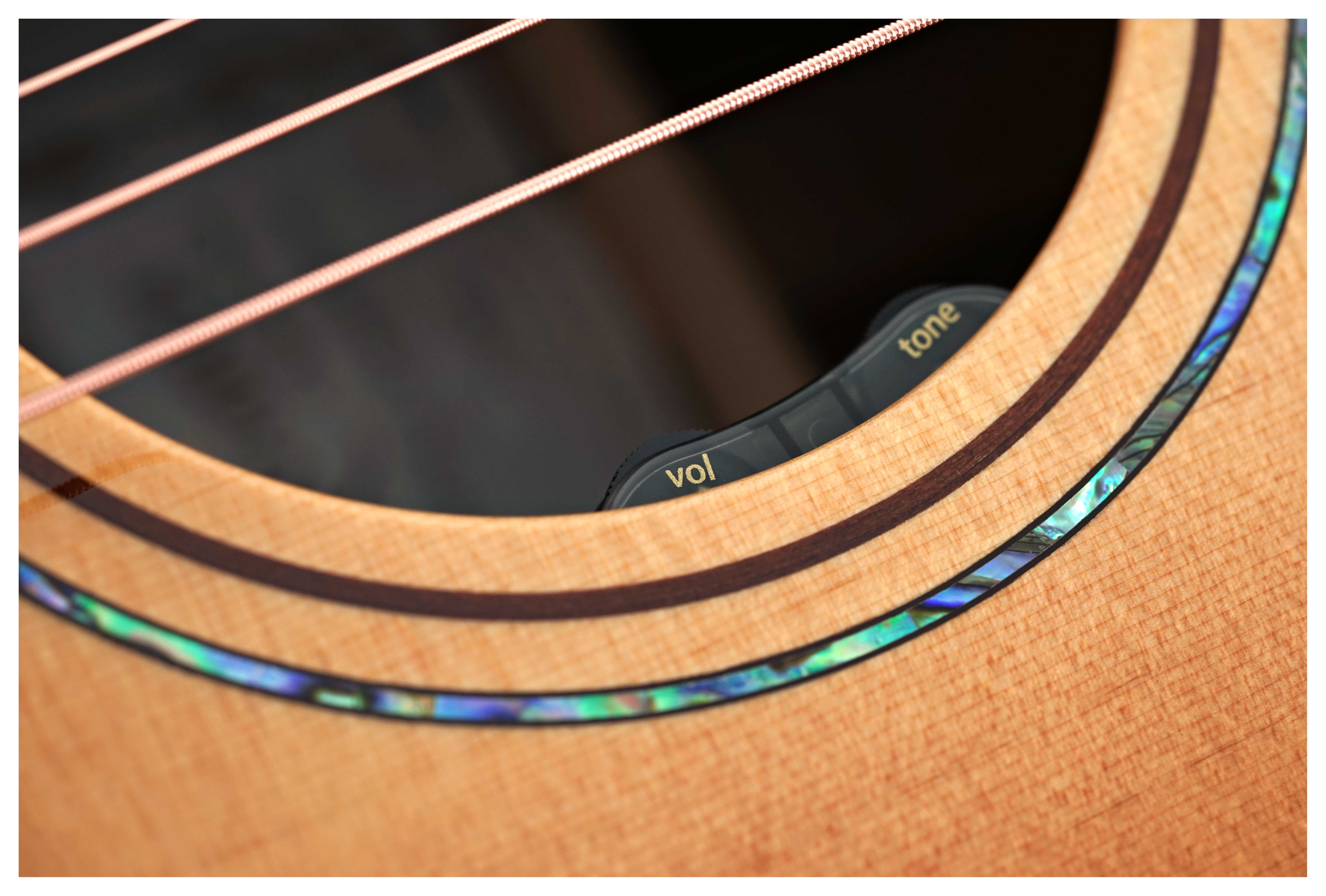 GUITARGUITAR Alvarez Yairi GYM70ce Shadowburst Grand Auditorium
