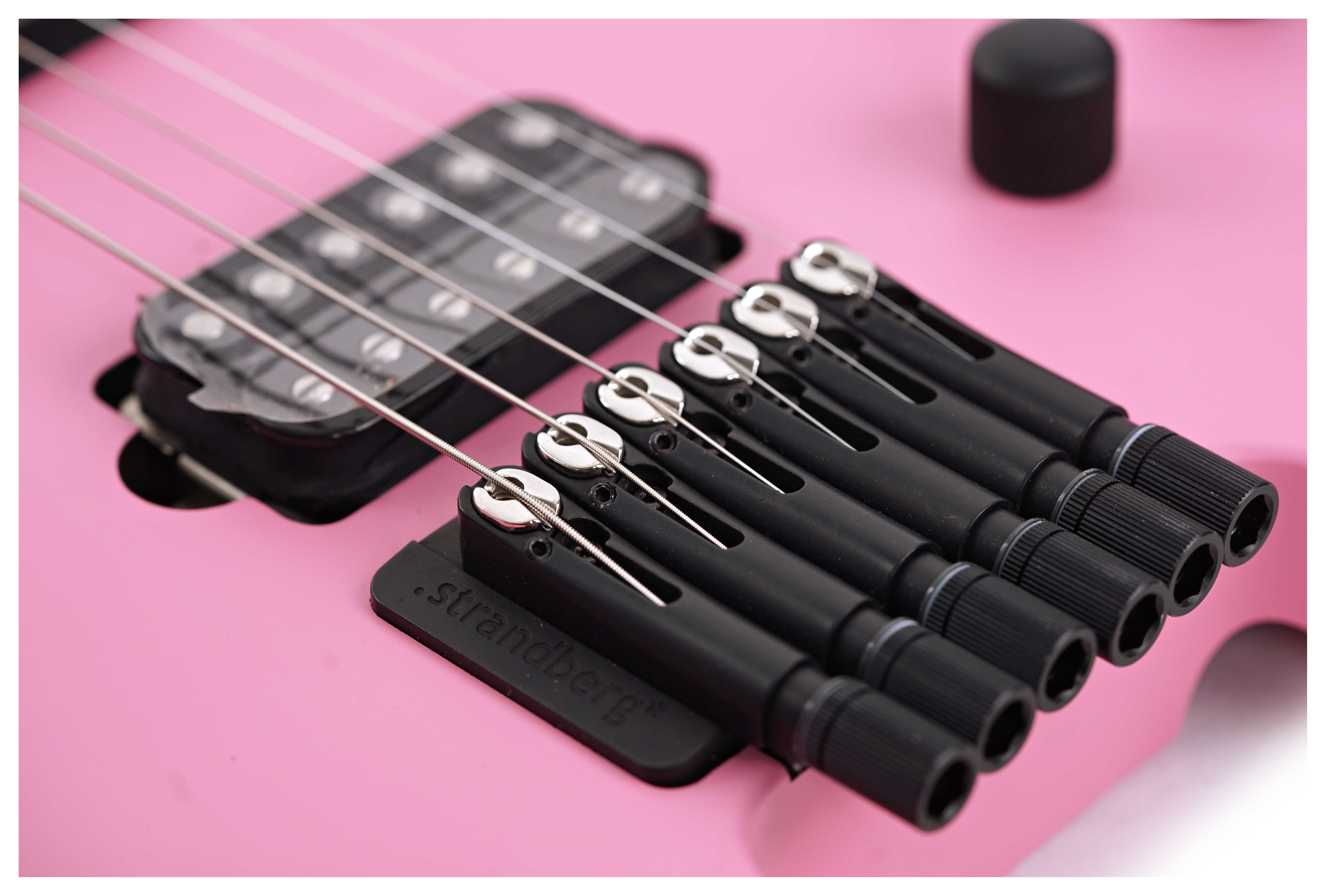 GUITARGUITAR Strandberg Boden Essential 6 Coral Pink