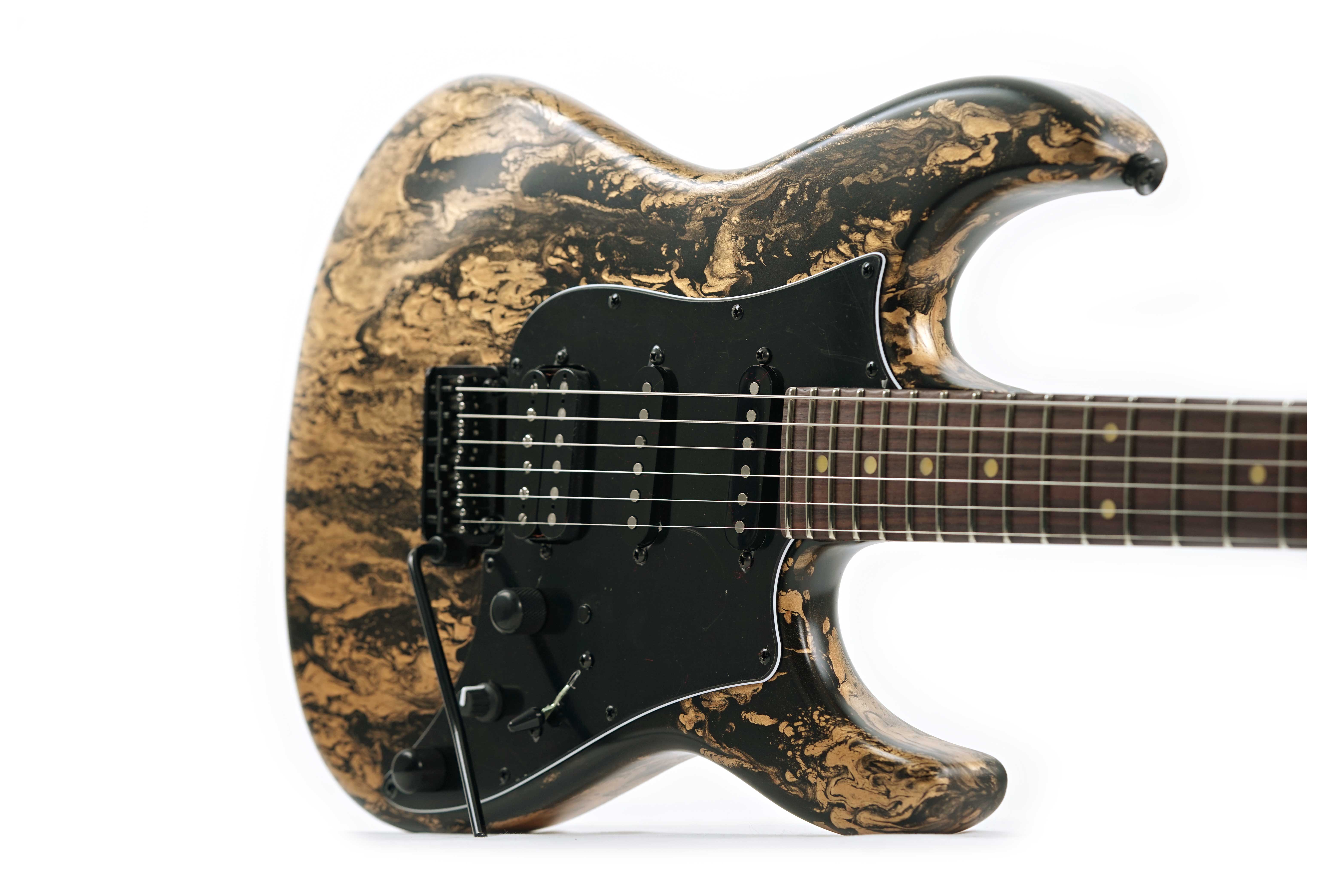 GUITARGUITAR Tyler USA Studio Elite HD Black Gold Shmear #1