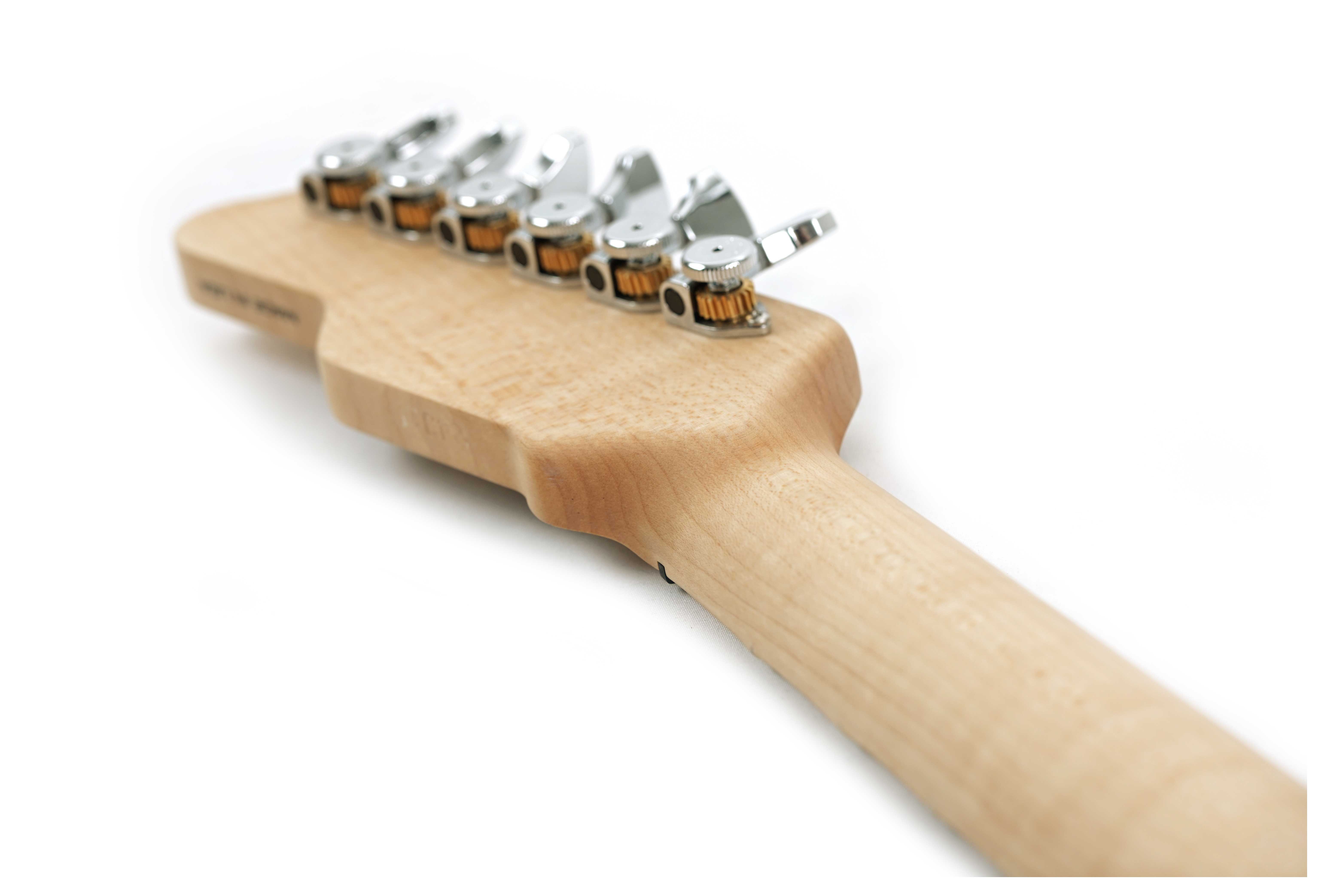 GUITARGUITAR Tyler USA Studio Elite HD White Shmear Maple Fingerboard #24385