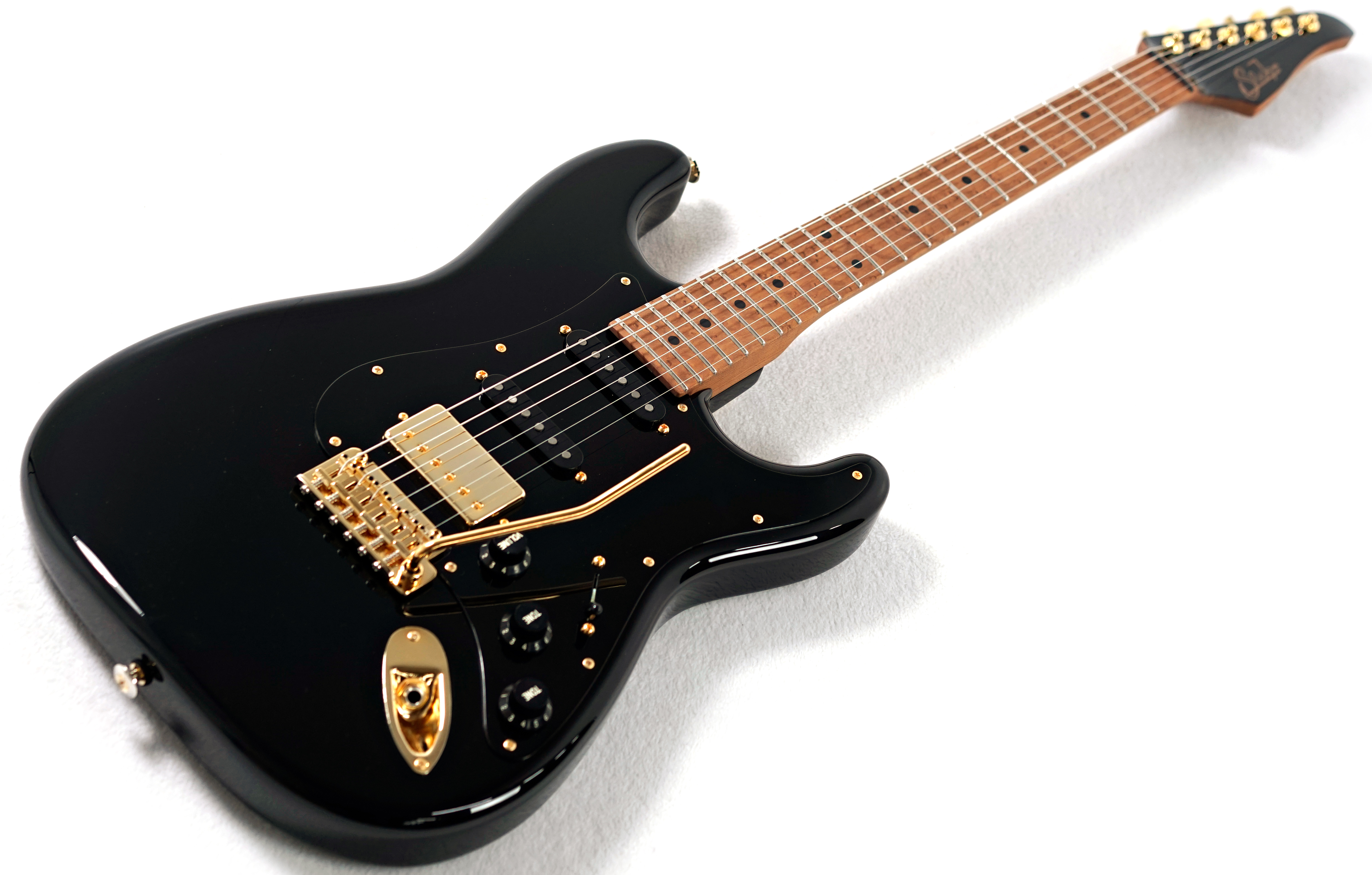 GUITARGUITAR Suhr Mateus Asato Signature Series Classic S Black