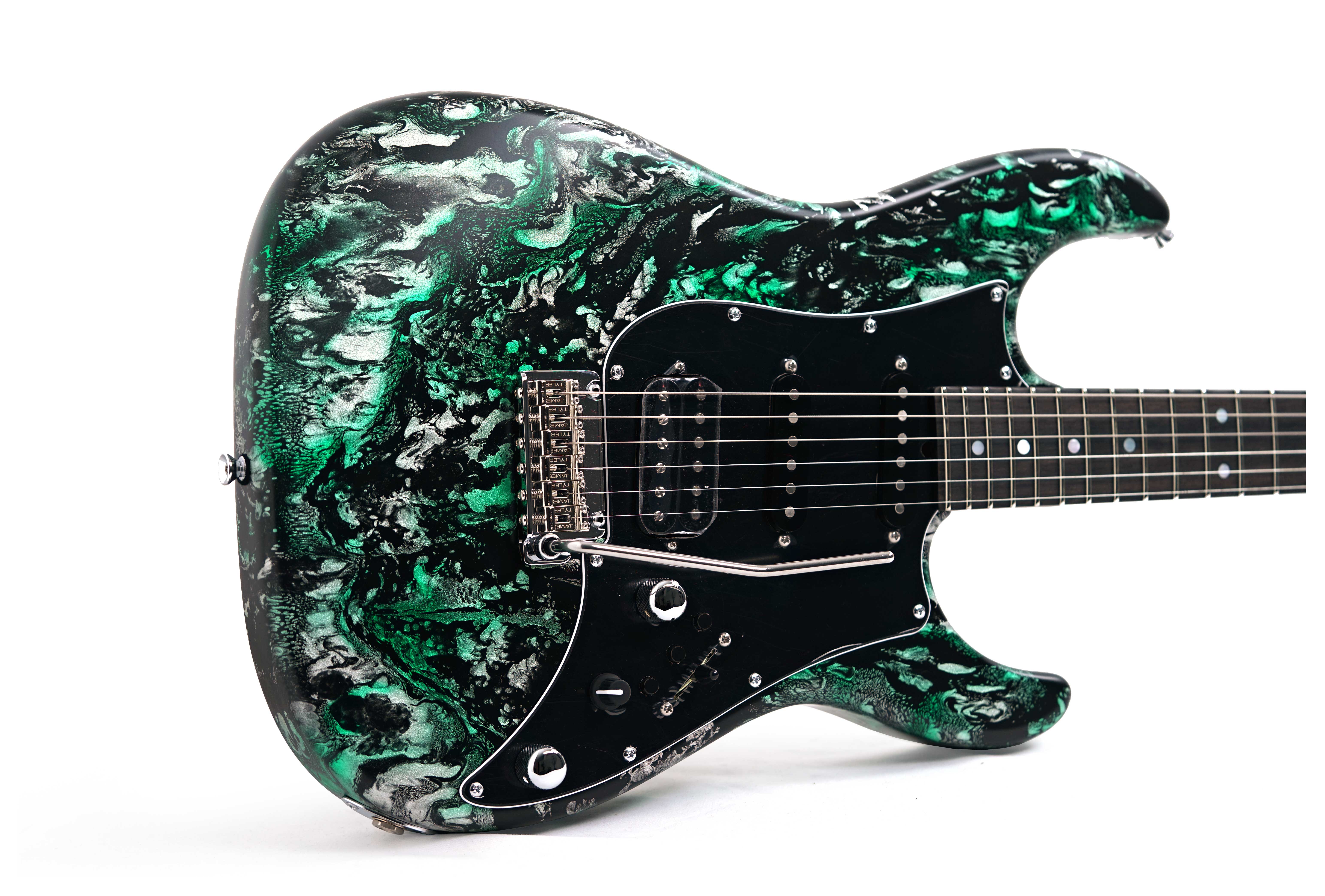 GUITARGUITAR Tyler Studio Elite HDX Black and Green Schmear #25781