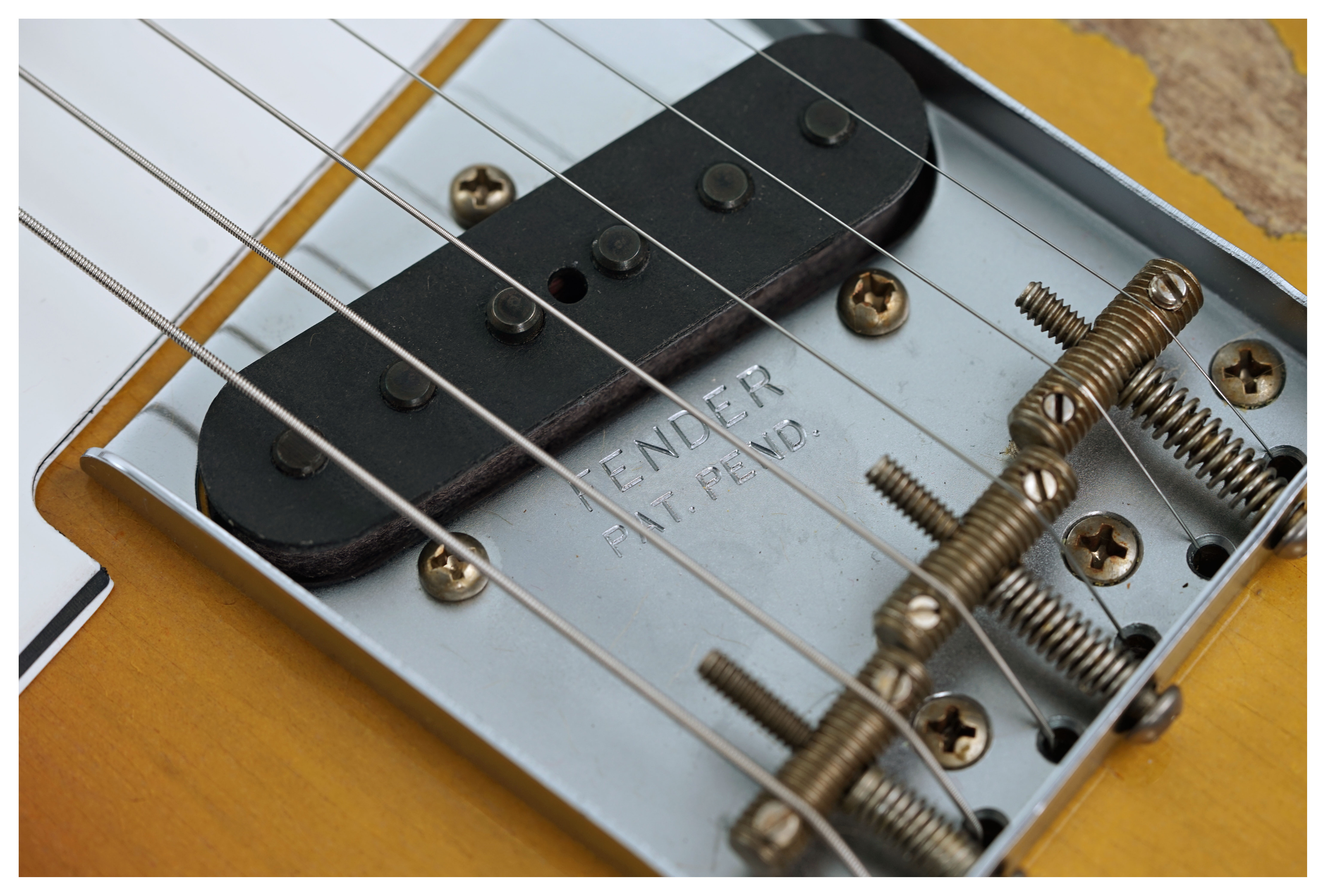GUITARGUITAR Fender Custom Shop 1961 Telecaster Heavy Relic Faded Aged Bleached 3 Colour Sunburst #CZ587372