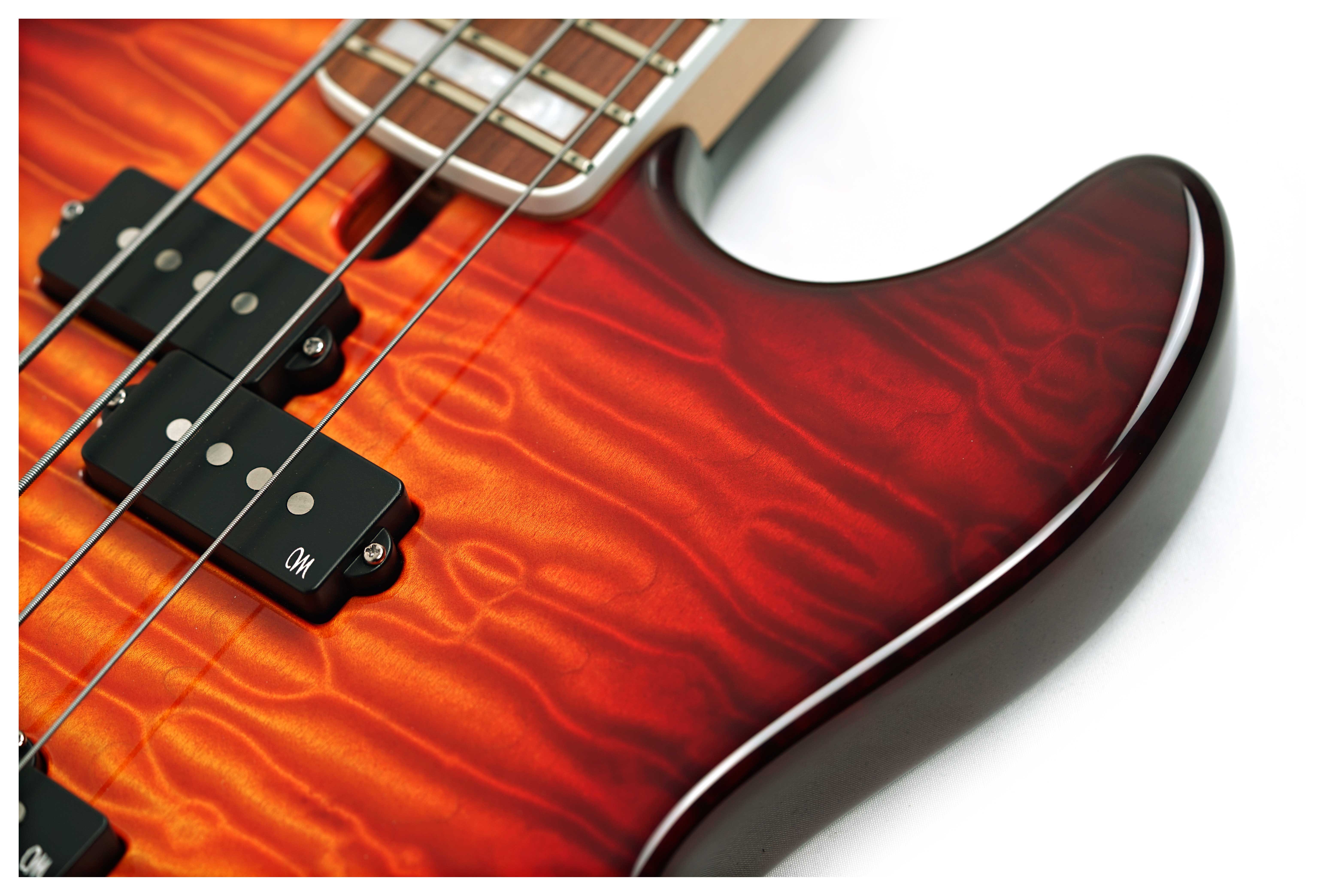GUITARGUITAR Mayones Jabba Custom 4 5A Quilted Maple Sunburst #JB2503387
