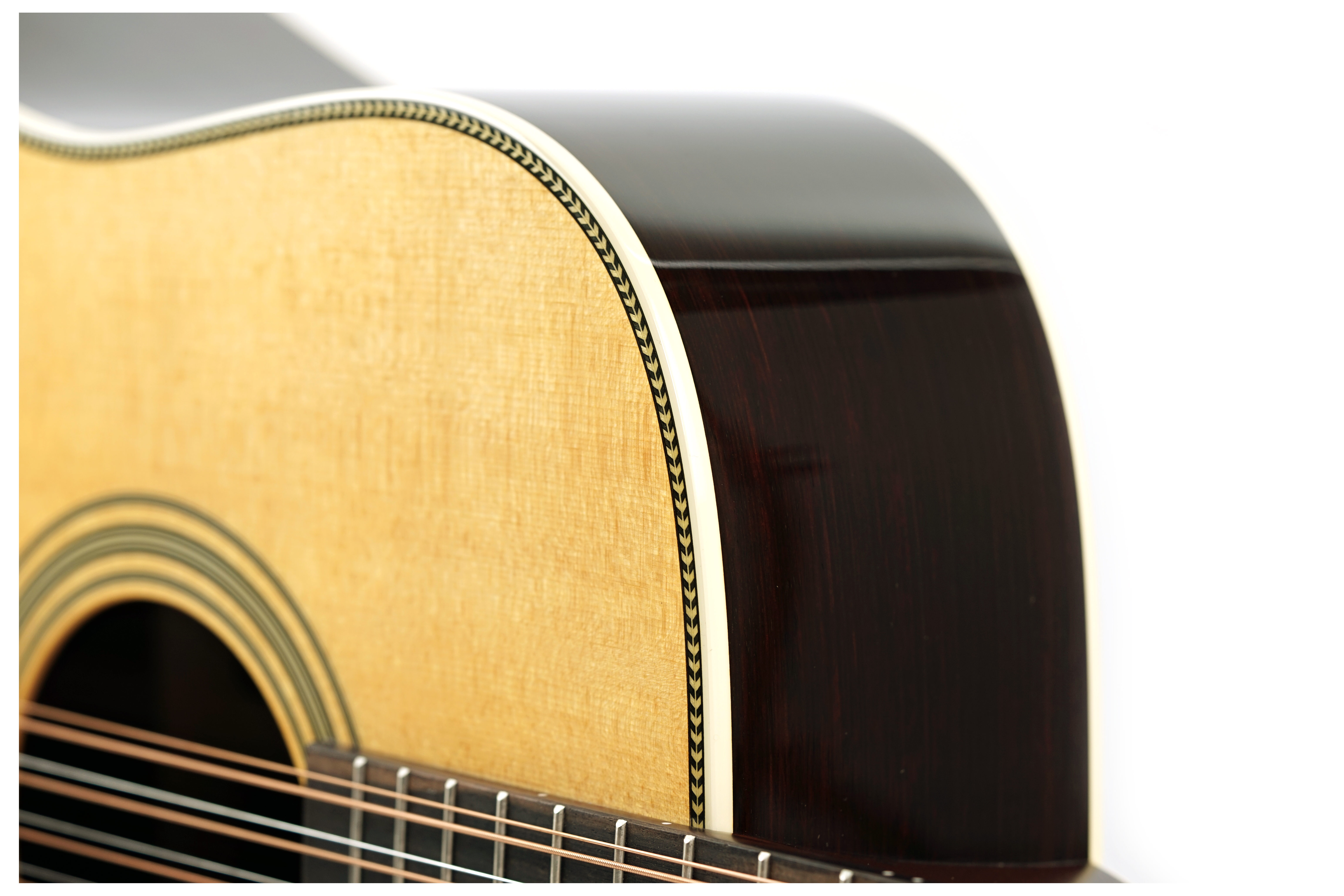 GUITARGUITAR Martin HD12-28 Re-imagined