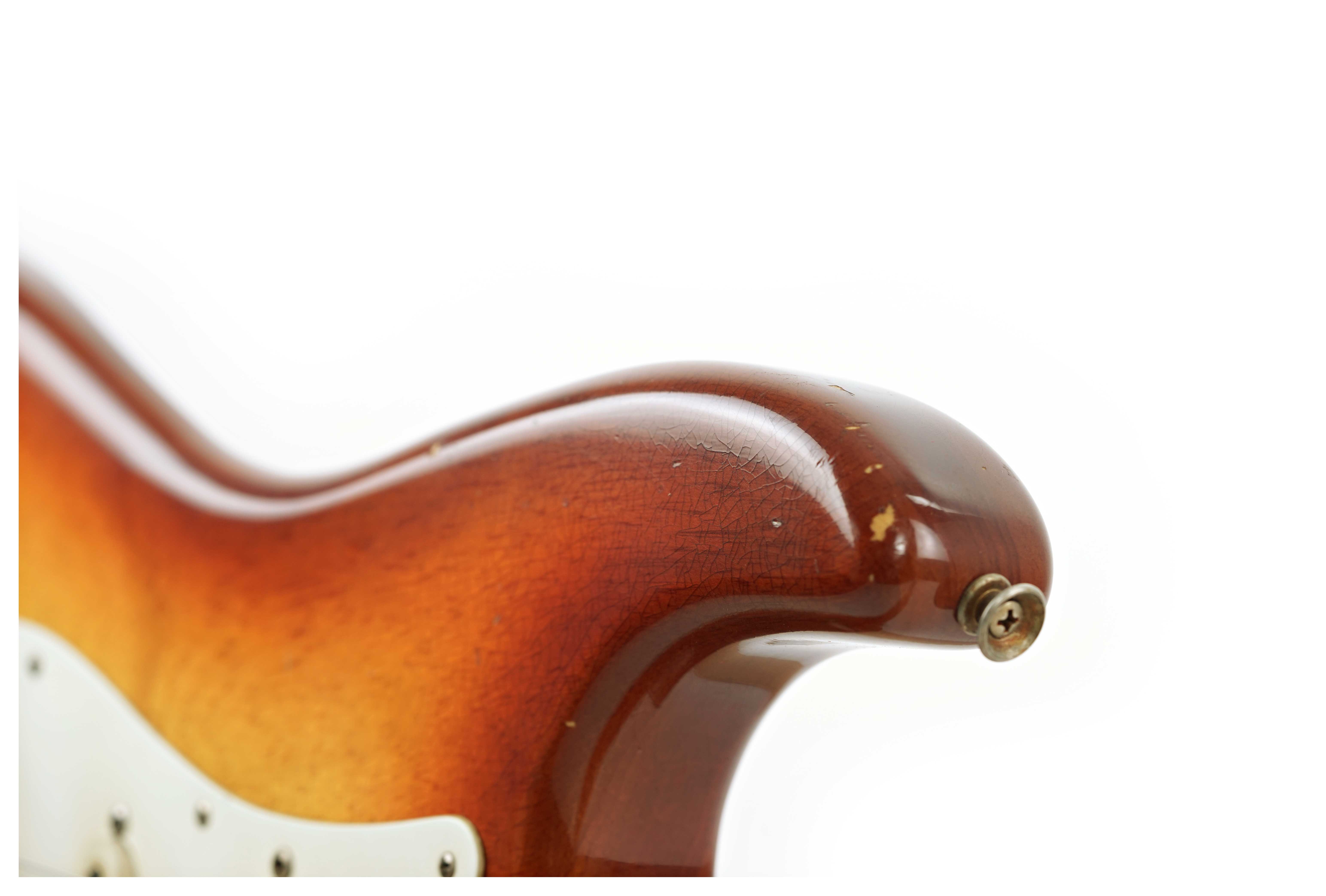 GUITARGUITAR Fender Custom Shop 1956 Stratocaster Journeyman Relic Transparent 3 Tone Sunburst Masterbuilt by Levi Perry #CZ565540
