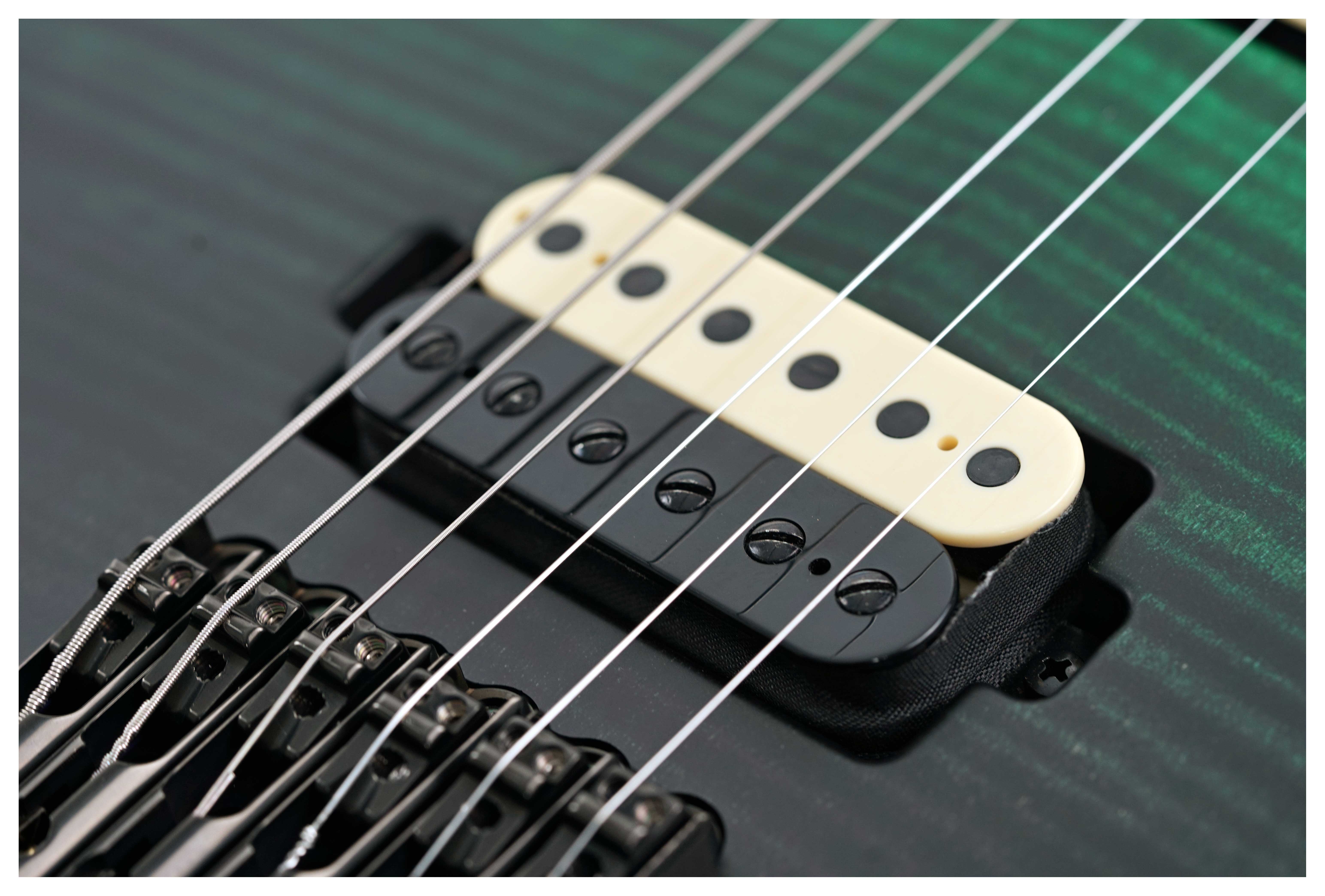 GUITARGUITAR Mayones Hydra Elite 6 5A Flame Maple, Birdseye Maple Fingerboard, Black Green Horizon Satin #HF0000760