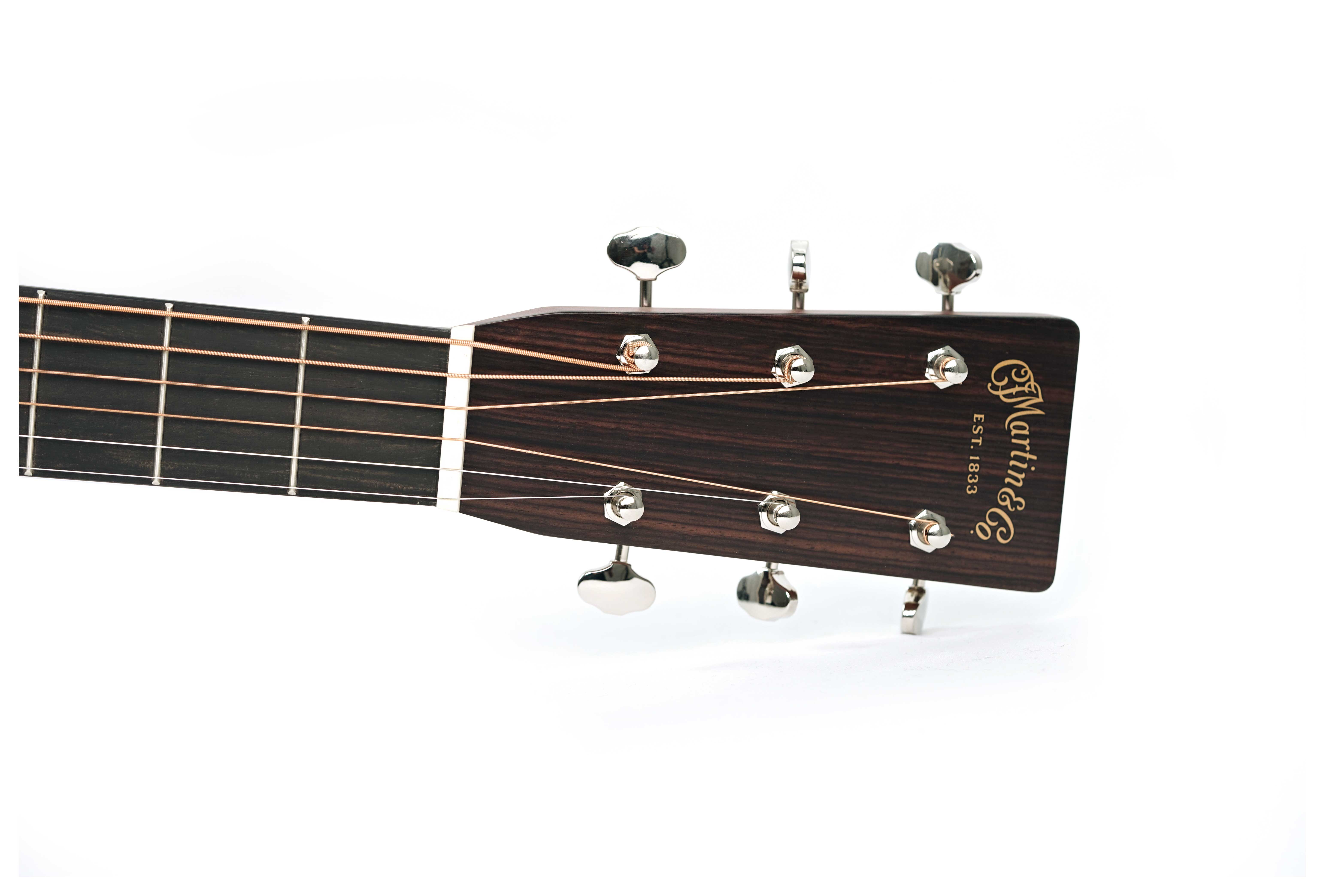 GUITARGUITAR Martin Standard Series OM-28 Sunburst