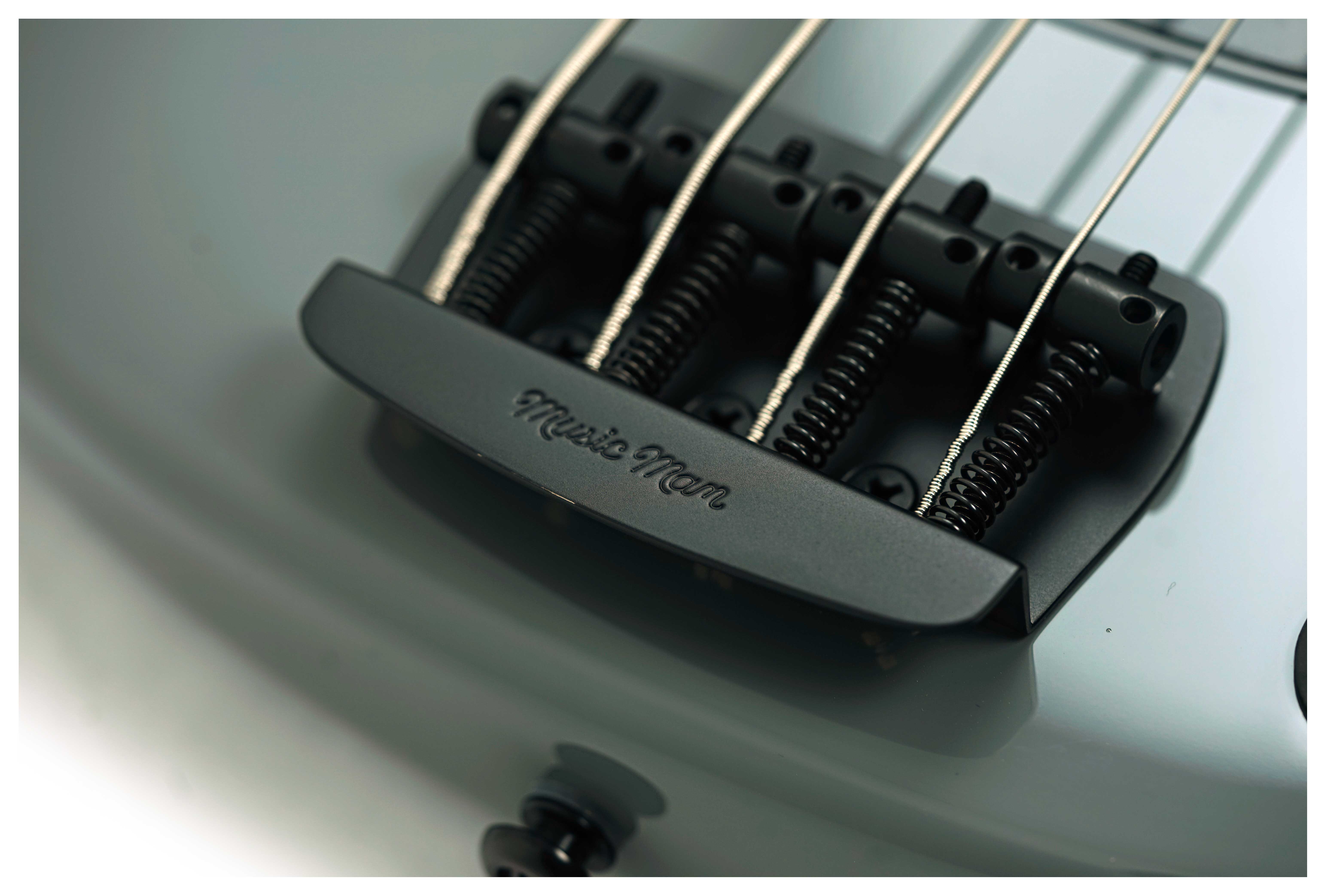 GUITARGUITAR Music Man guitarguitar Exclusive Stingray 4 Moonstone Ebony Fingerboard #K07869