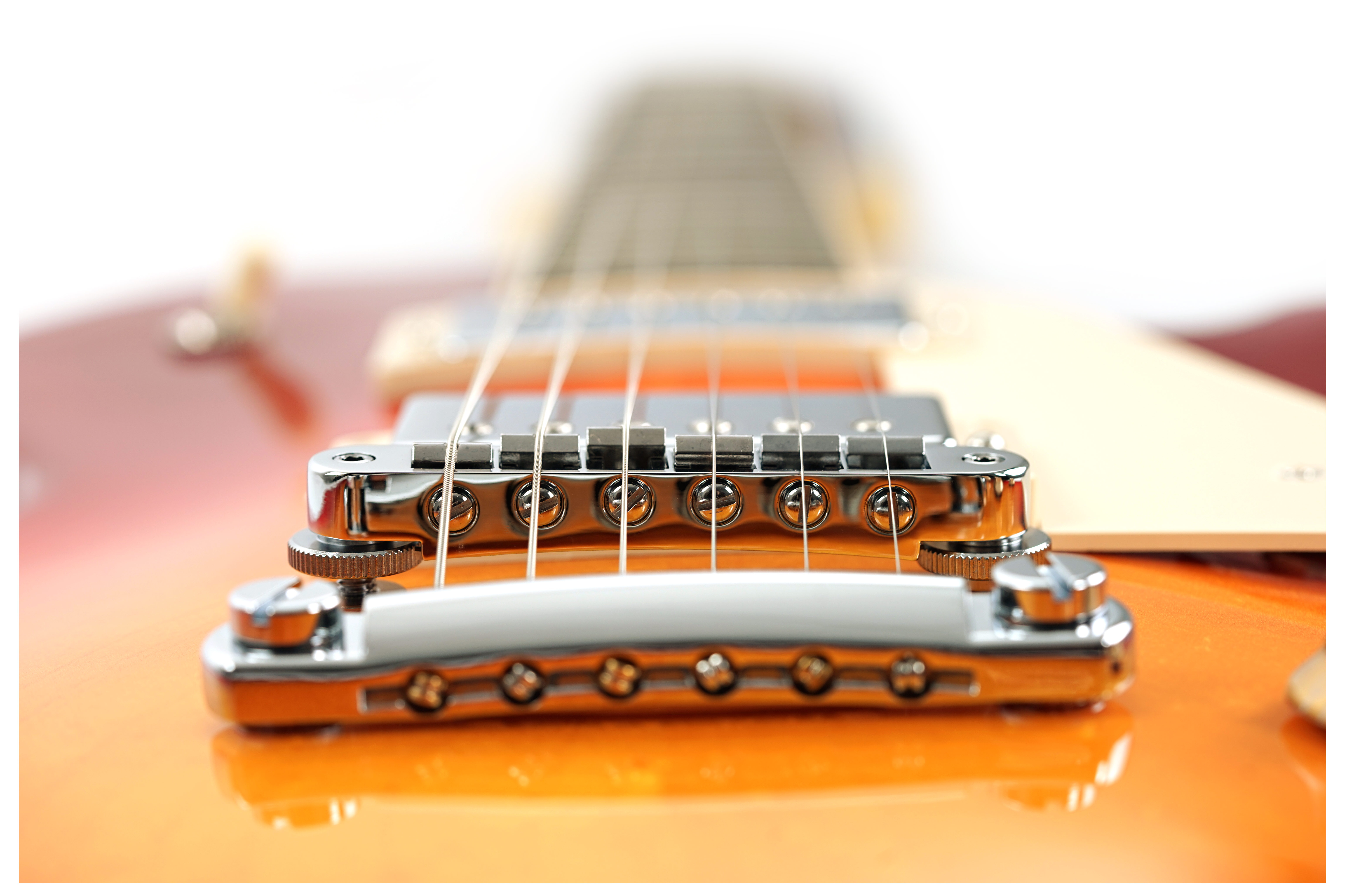 GUITARGUITAR Gibson Les Paul Studio Cherry Sunburst