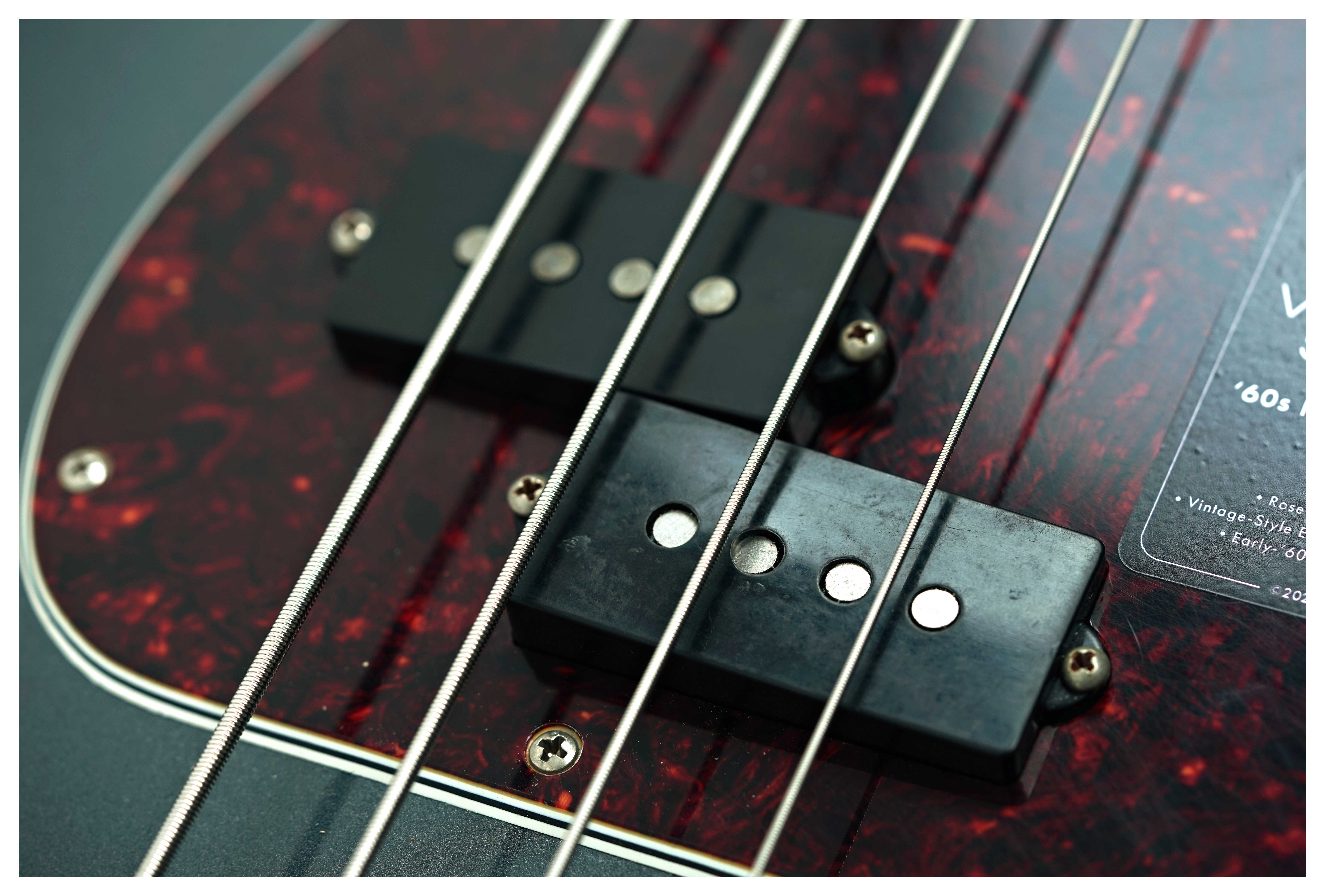 GUITARGUITAR Fender Limited Edition Vintera II Road Worn '60s Precision Bass Rosewood Fingerboard Charcoal Frost Metallic #MX25008107
