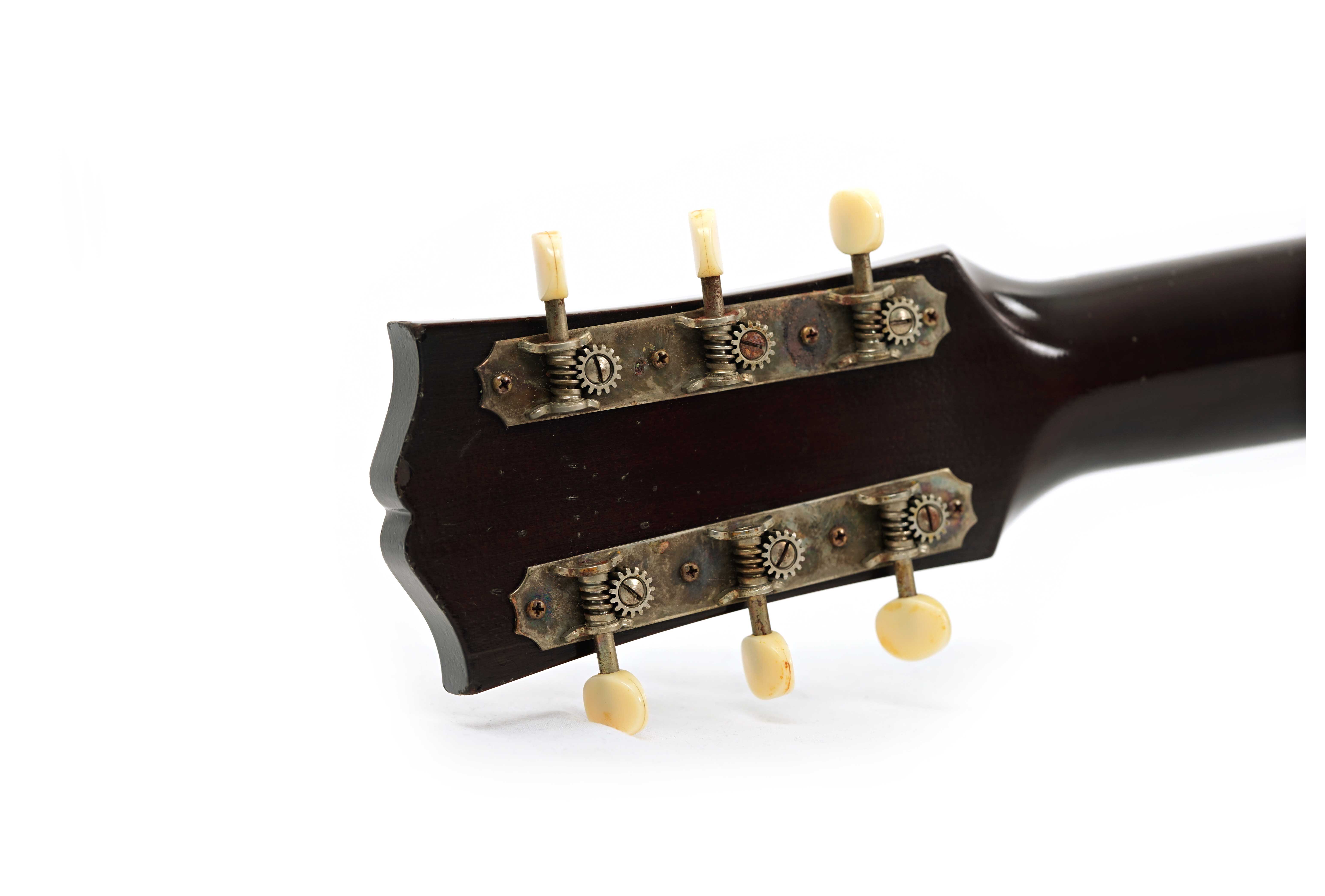 GUITARGUITAR Gibson Custom 1942 Banner J-45 Reissue Vintage Sunburst Light Aged