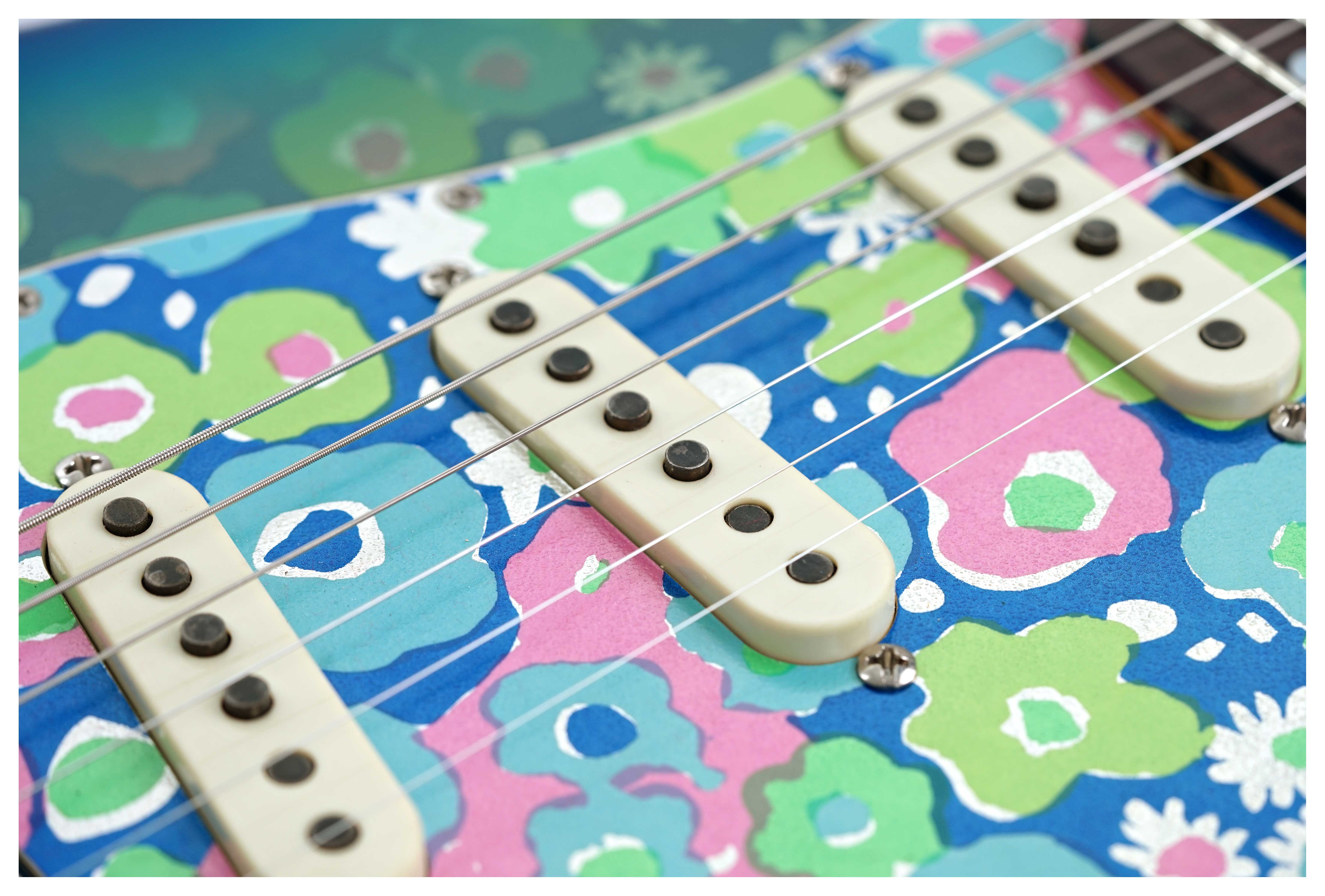 GUITARGUITAR Fender Custom Shop Limited Edition 1968 Stratocaster Jouneyman Relic Blue Flower #CZ585437