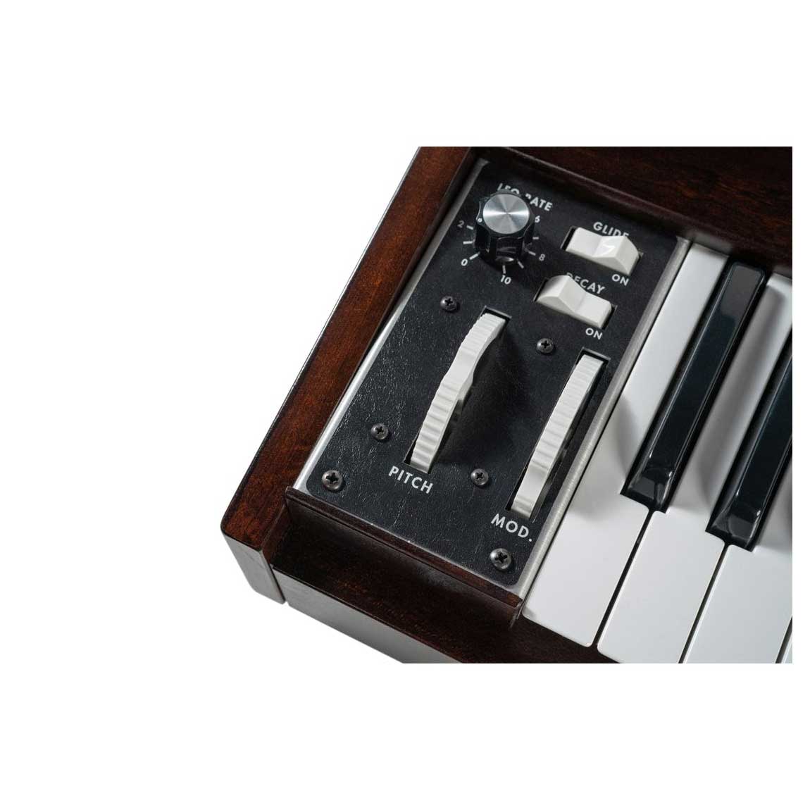 GUITARGUITAR Moog Minimoog Model D 2022 Edition