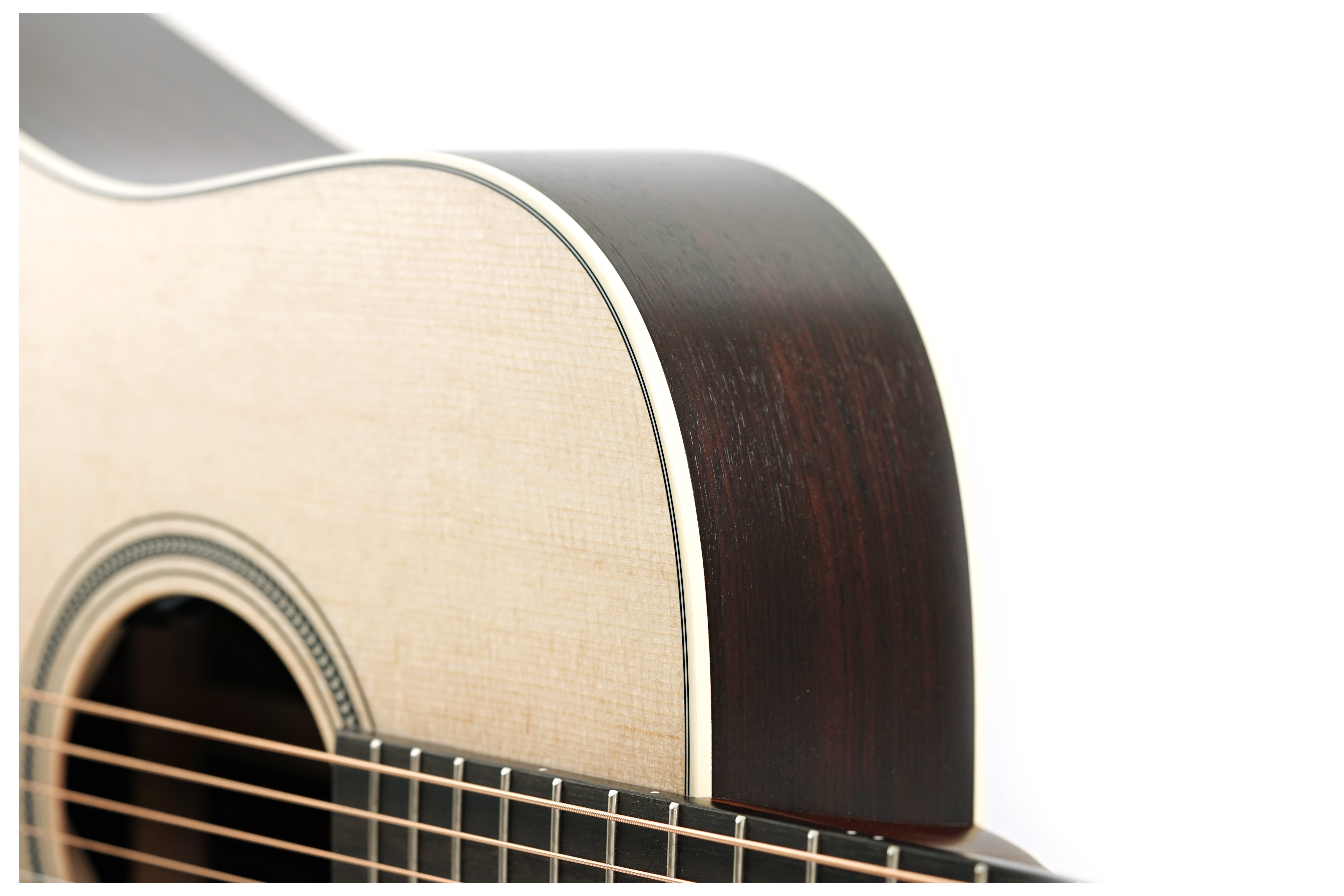 GUITARGUITAR Martin D-16E