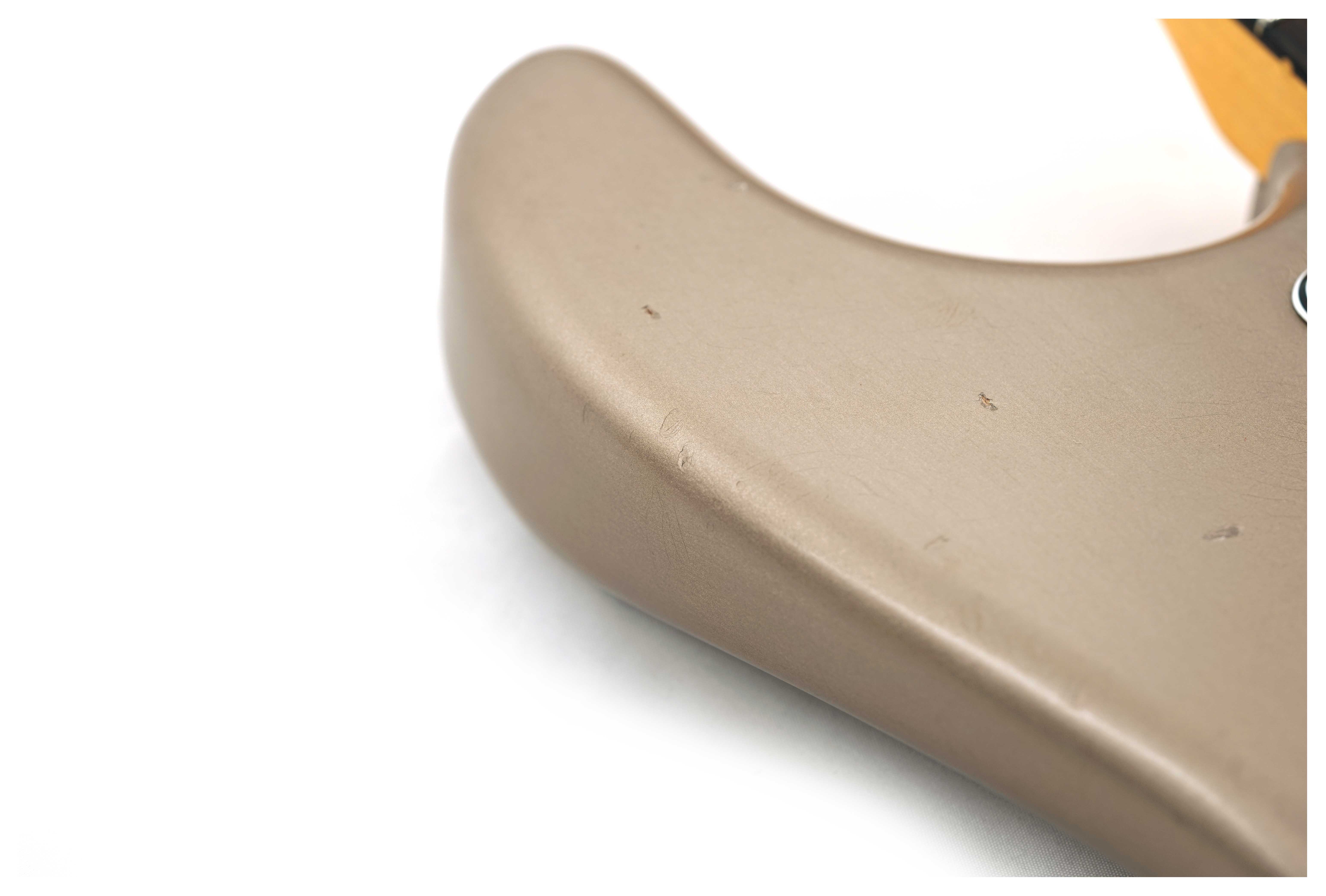 GUITARGUITAR Fender Custom Shop 1962 Stratocaster Journeyman Relic Shoreline Gold Masterbuilt by Austin MacNutt