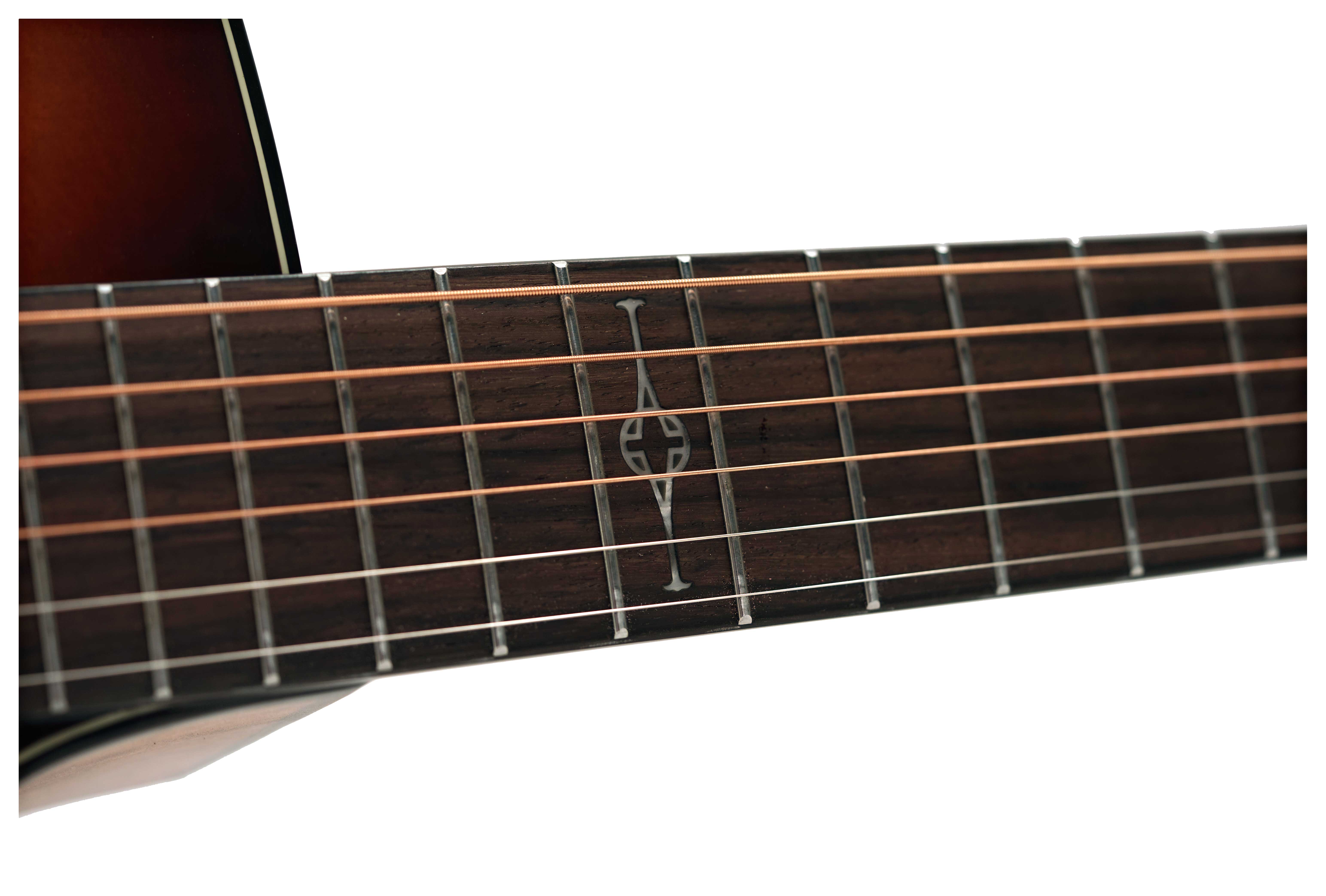 GUITARGUITAR Alvarez Limited Edition AG60ce Performer