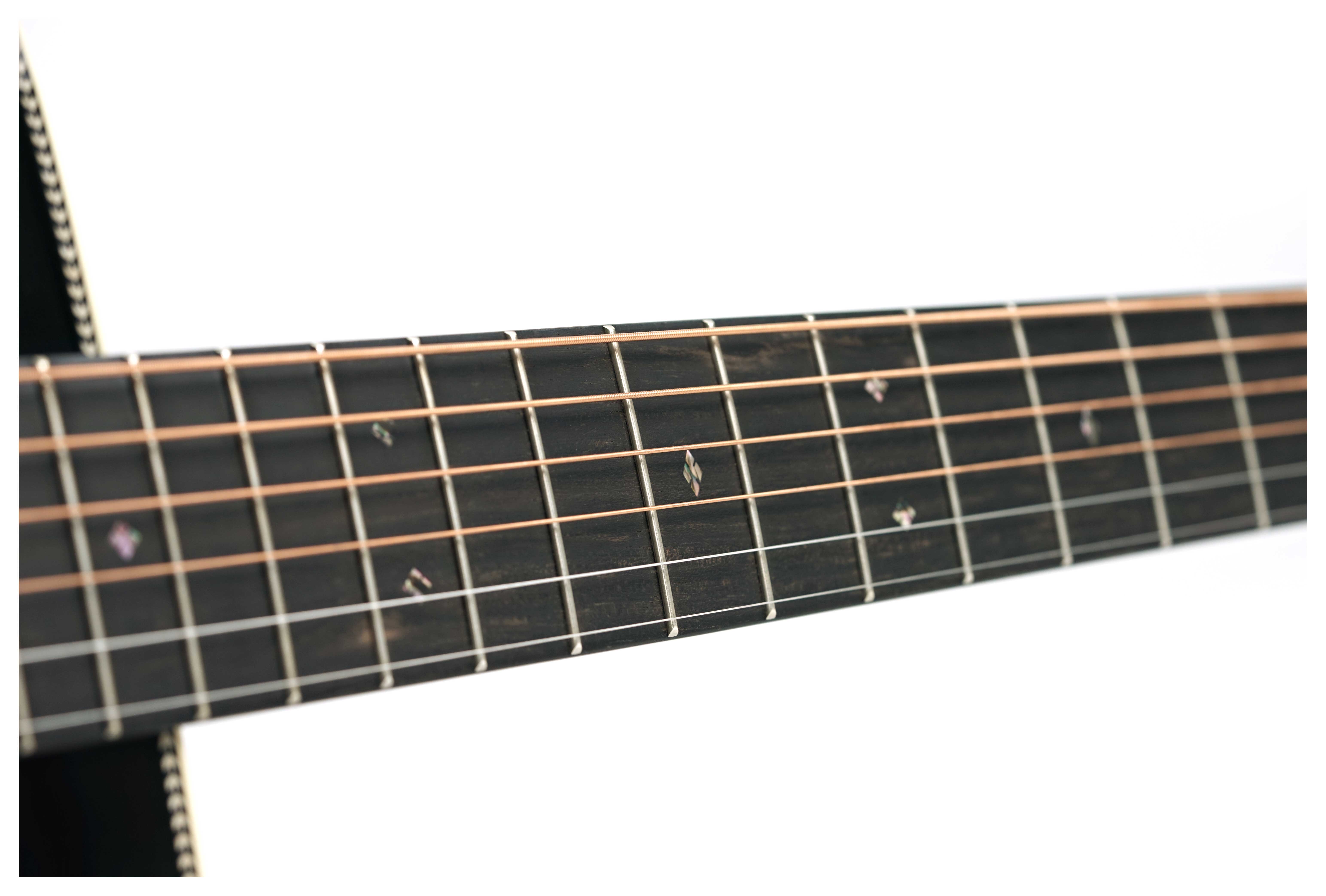 GUITARGUITAR Martin Standard Series OM-28 Sunburst