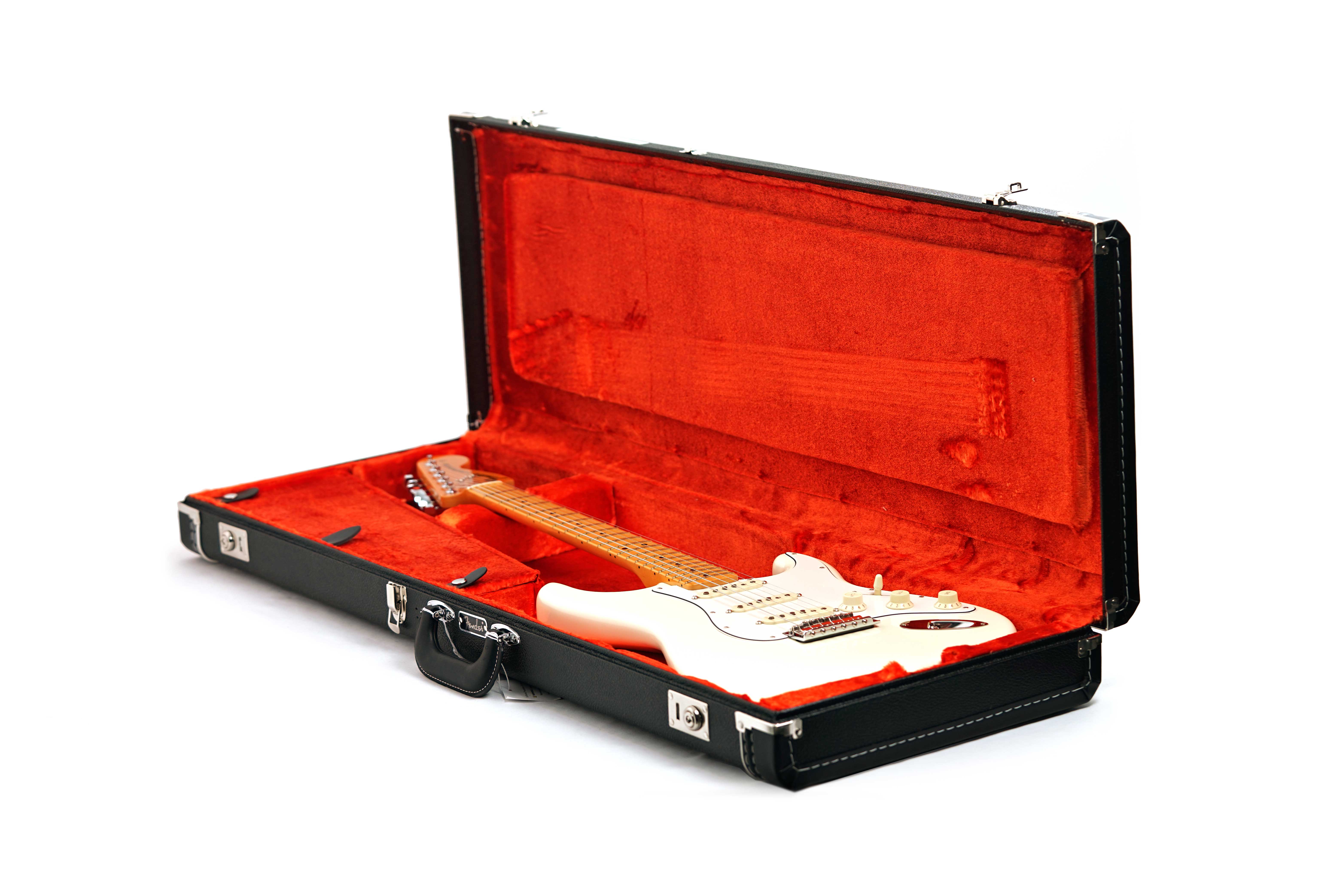 GUITARGUITAR Fender guitarguitar Exclusive American Vintage II 73 Stratocaster Maple Fingerboard Olympic White
