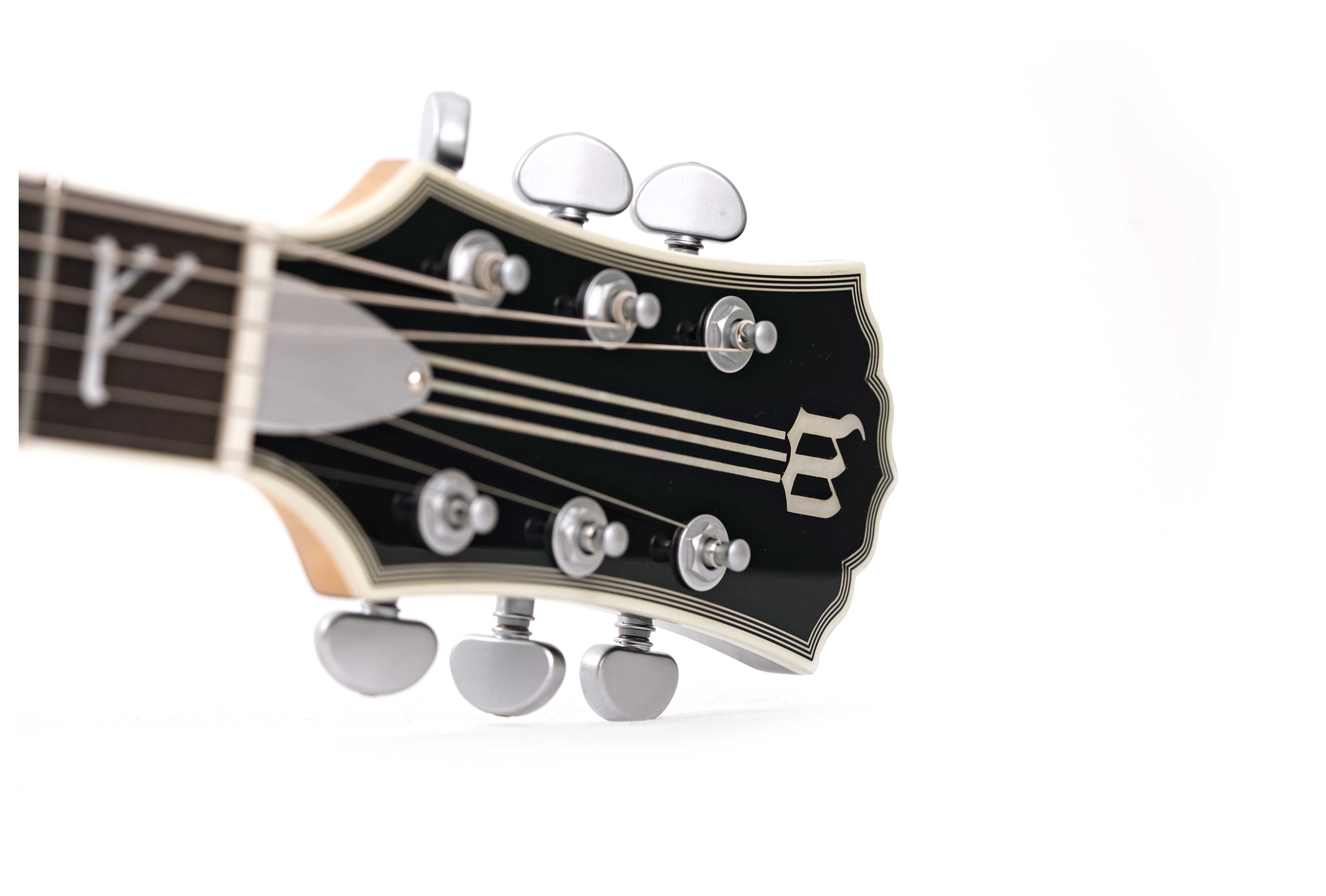 GUITARGUITAR Wylde Audio Barbarian Ironworks Black Burst