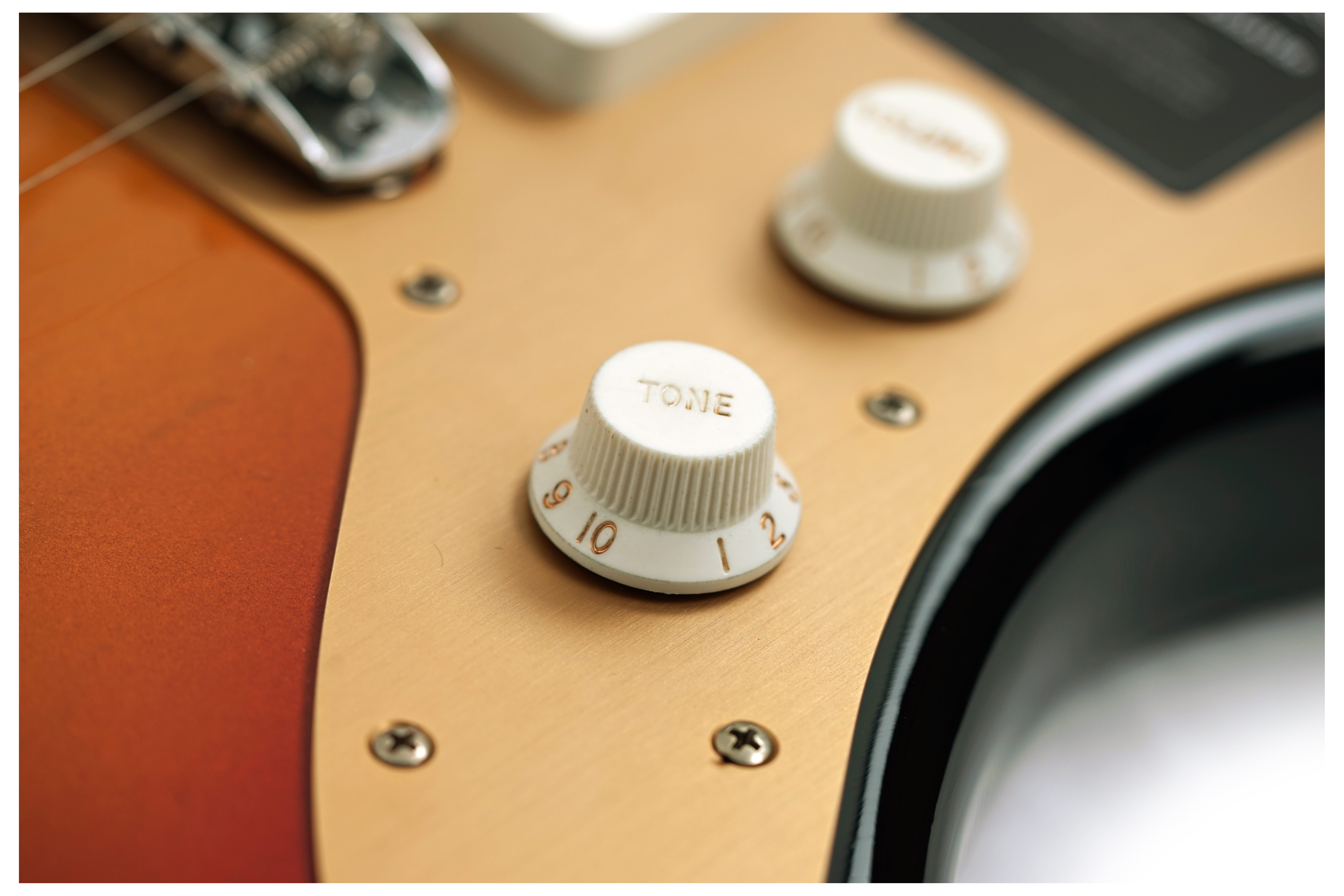 GUITARGUITAR Fender Limited Edition Vintera II Road Worn '50s Jazzmaster Rosewood Fingerboard 3-Colour Sunburst #MX25147622