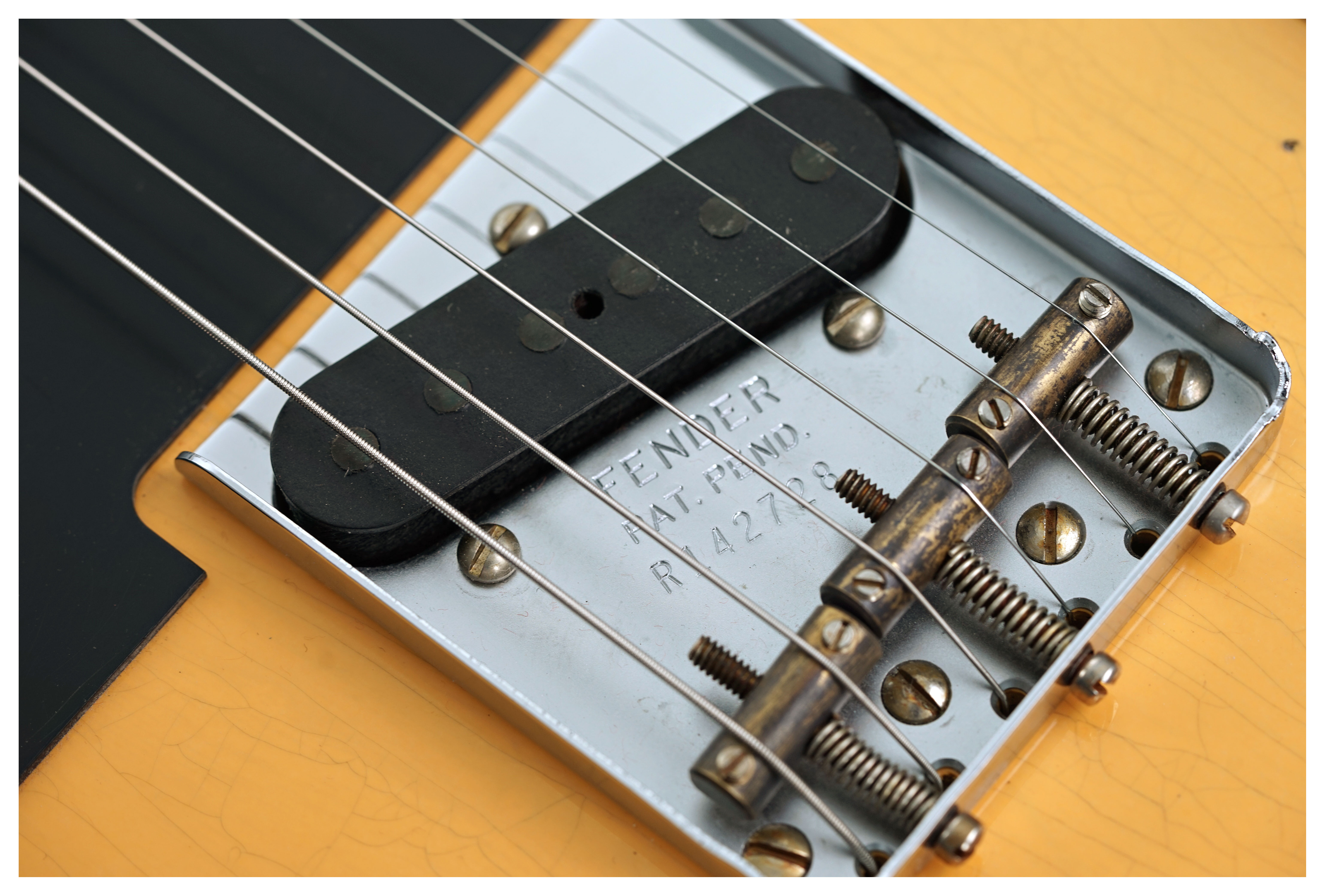 GUITARGUITAR Fender Custom Shop 1951 Nocaster Journeyman Relic Nocaster Blonde #R142728
