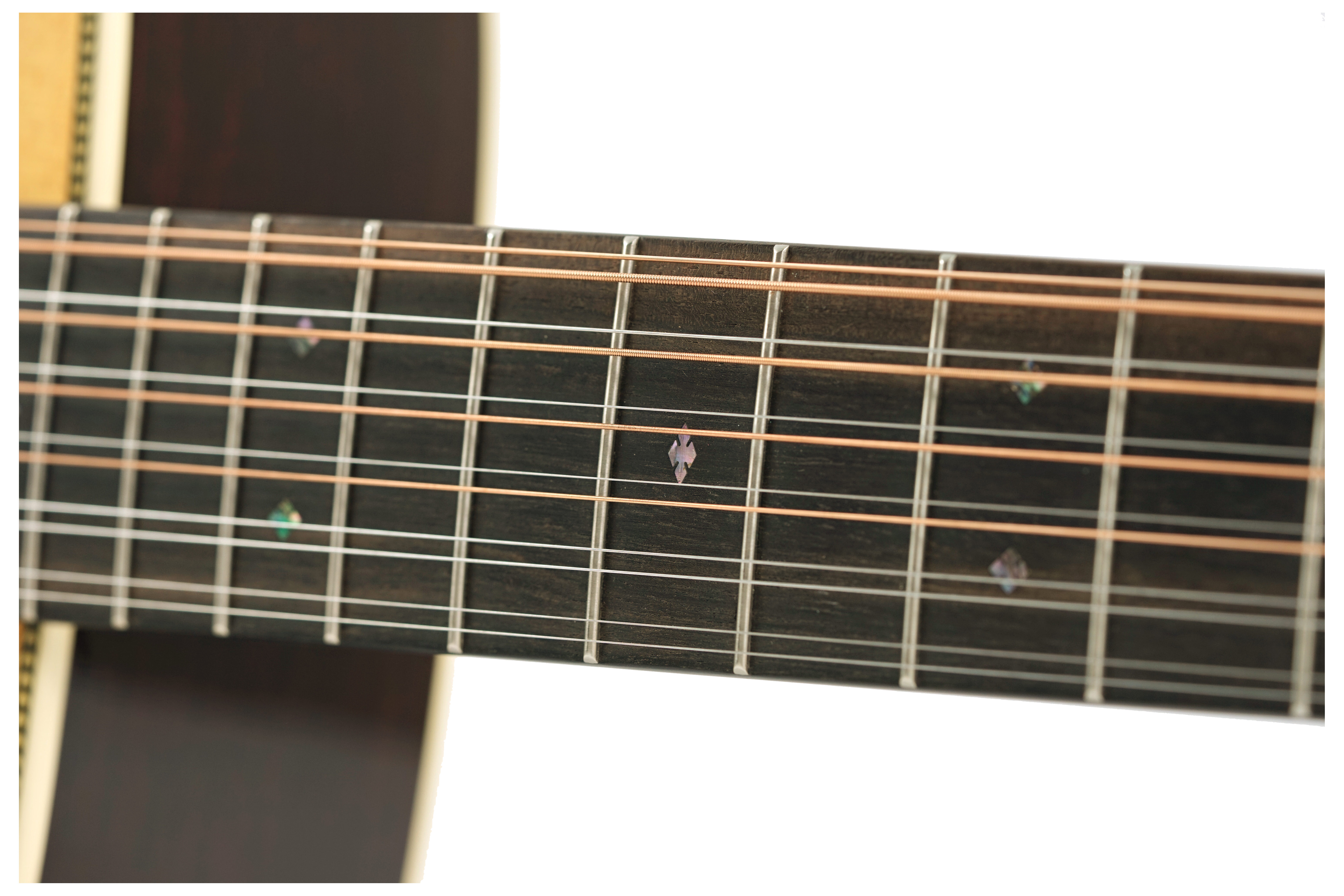 GUITARGUITAR Martin HD12-28 Re-imagined