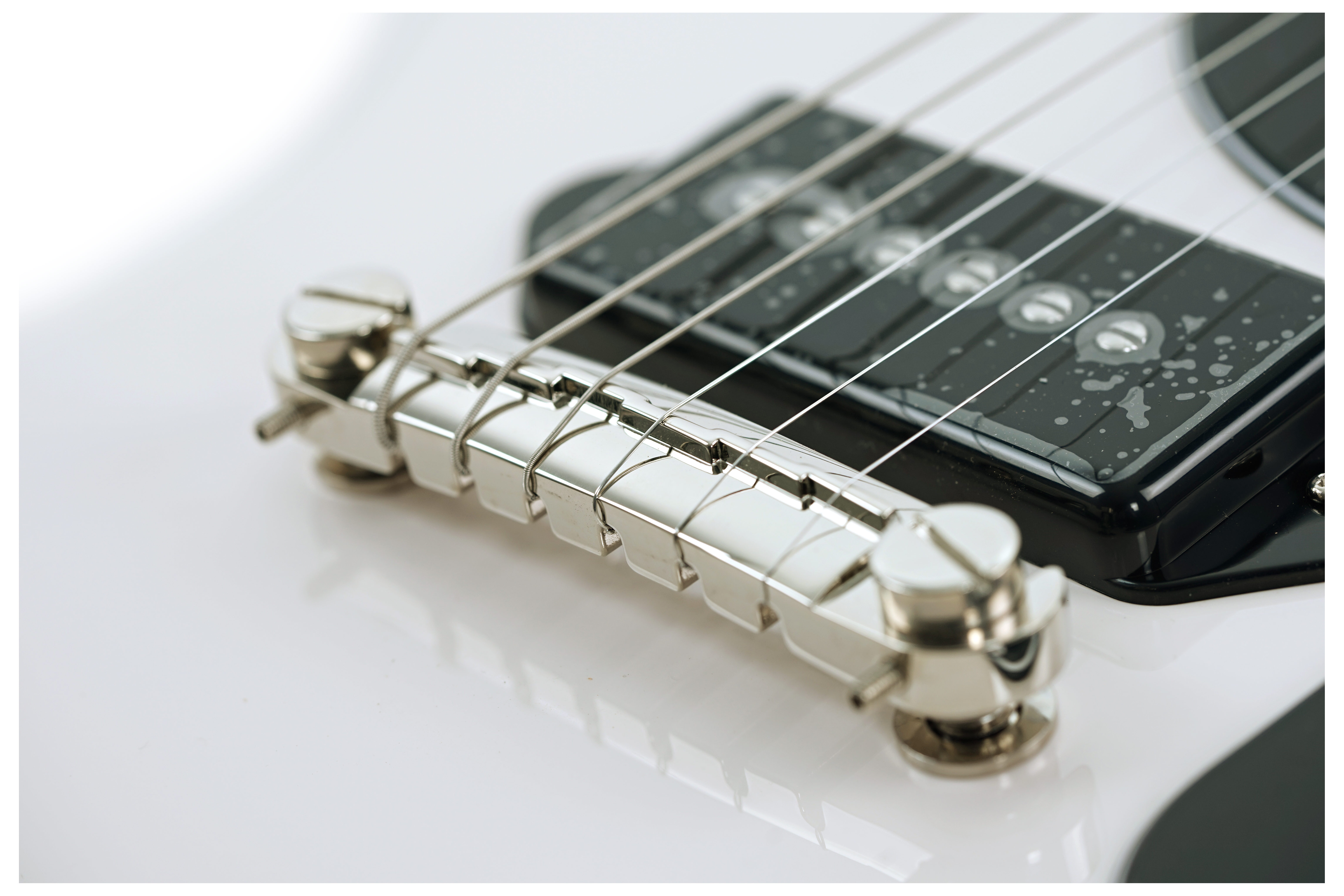 GUITARGUITAR Epiphone YUNGBLUD SG Junior Classic White