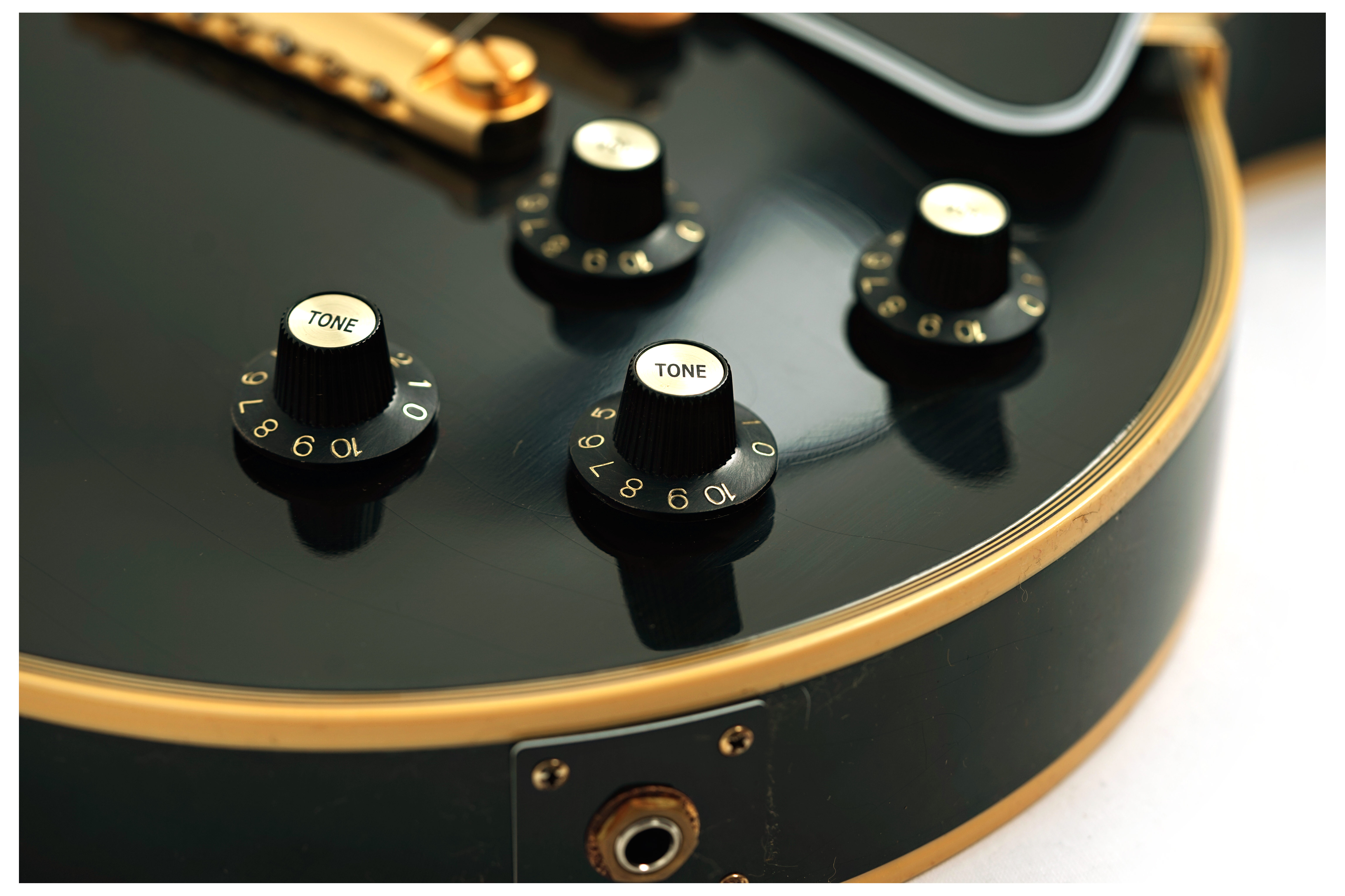 GUITARGUITAR Gibson Custom Shop Murphy Lab 1968 Les Paul Custom Reissue Ultra Light Aged Ebony #509028