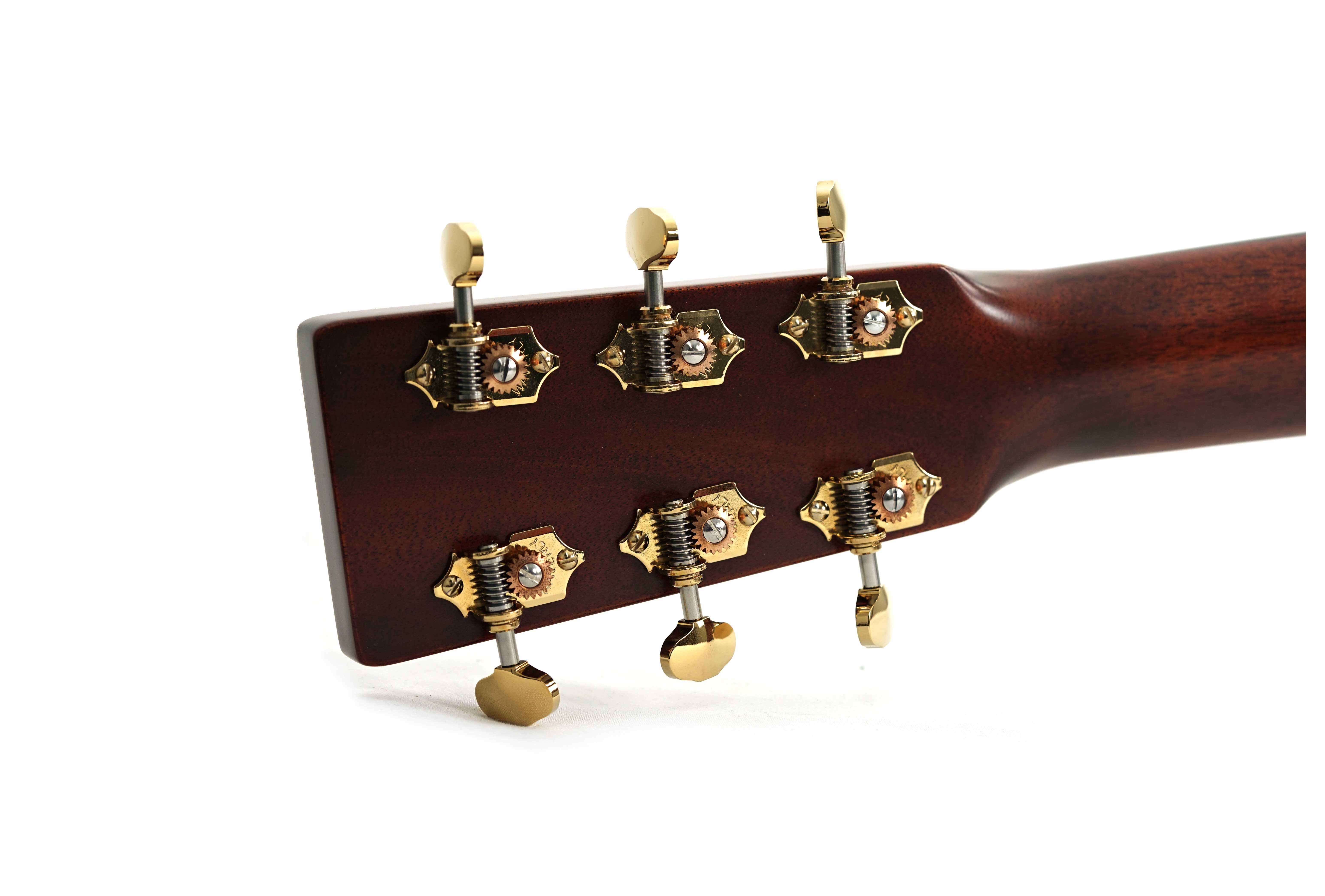 GUITARGUITAR Martin D-18 Modern Deluxe