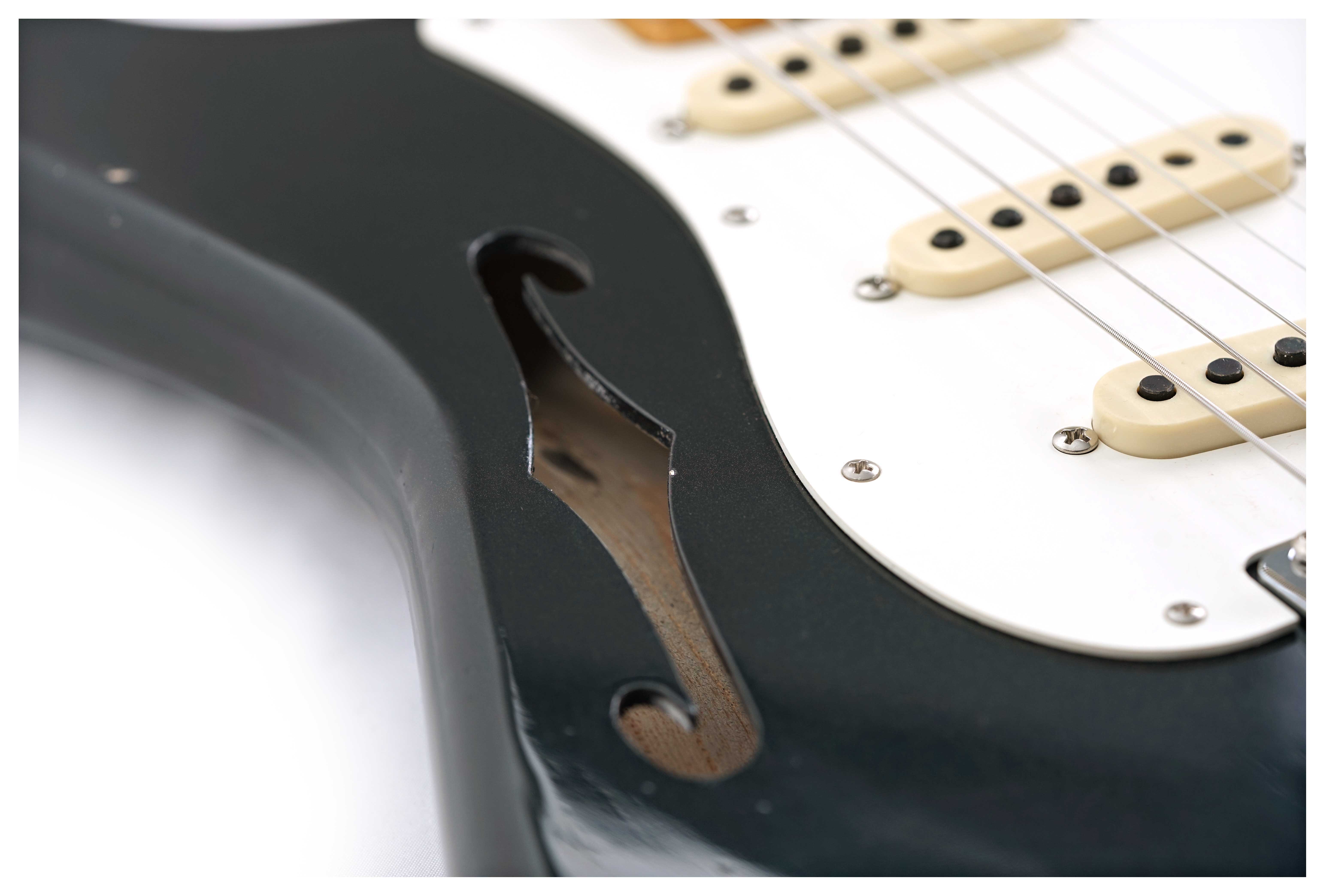 GUITARGUITAR Fender Custom Shop Postmodern Stratocaster Journeyman with Closet Classic Hardware Aged Metallic Charcoal Black #XN16577