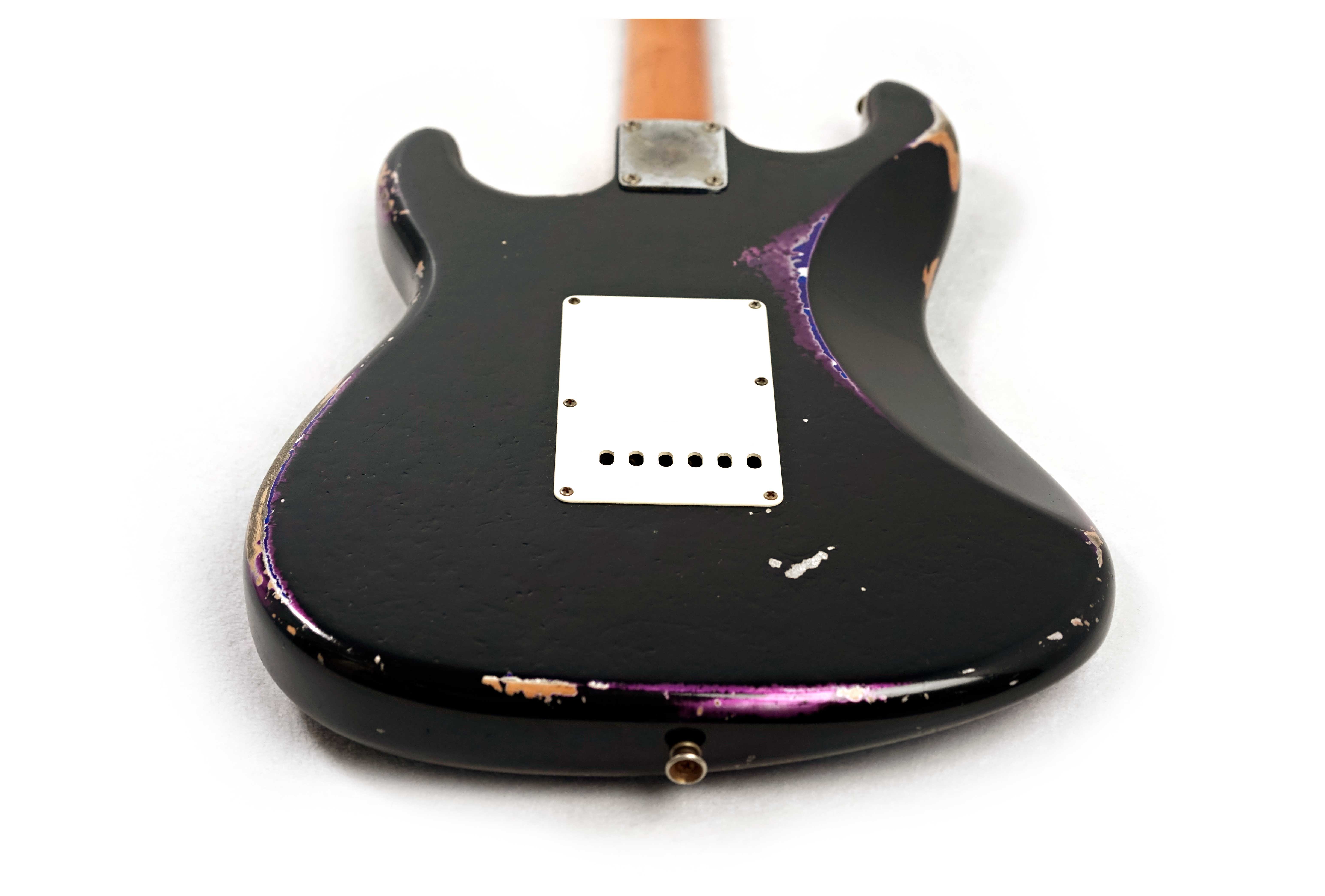 GUITARGUITAR Fender Custom Shop '69 Stratocaster Relic Black Over Purple Paisley Maple Fingerboard Masterbuilt by Dale Wilson (Pre-Owned)