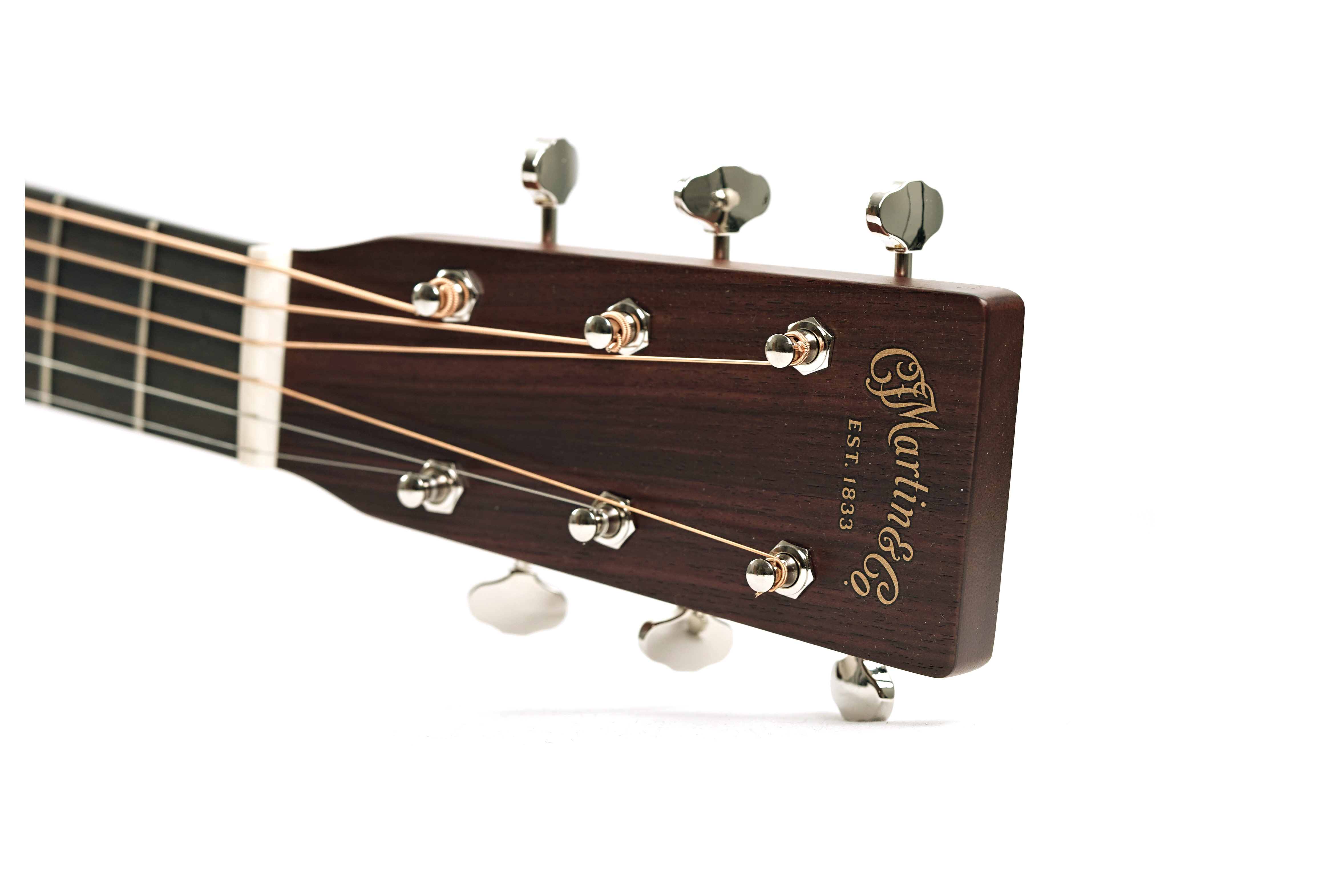 GUITARGUITAR Martin D16E-02