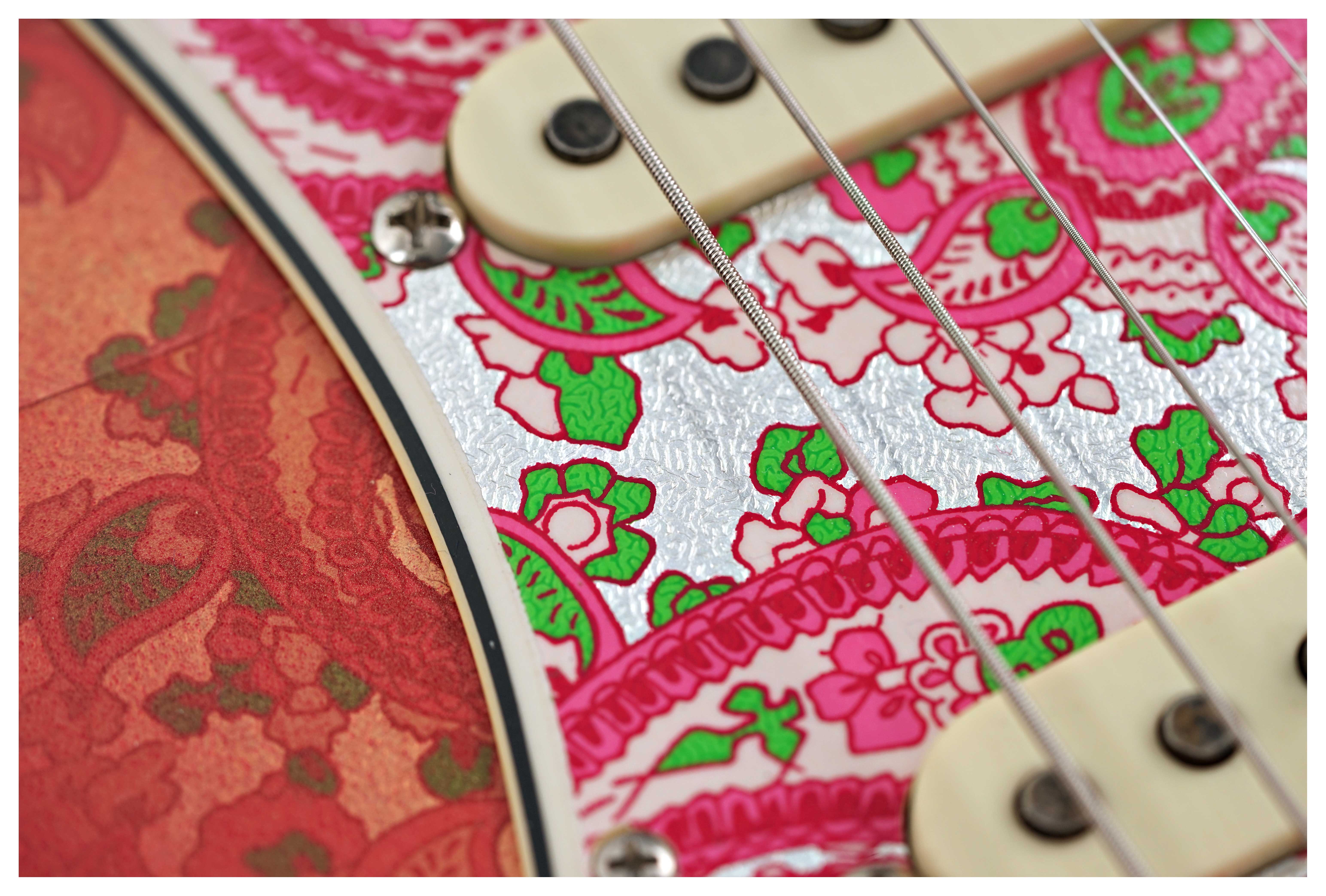 GUITARGUITAR Fender Custom Shop 1968 Stratocaster Journeyman Relic Pink Paisley