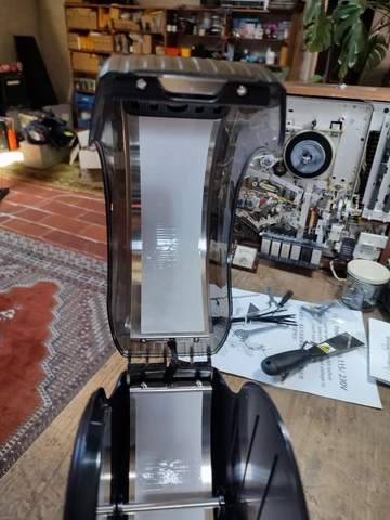 Résistance dans le capot supérieur
