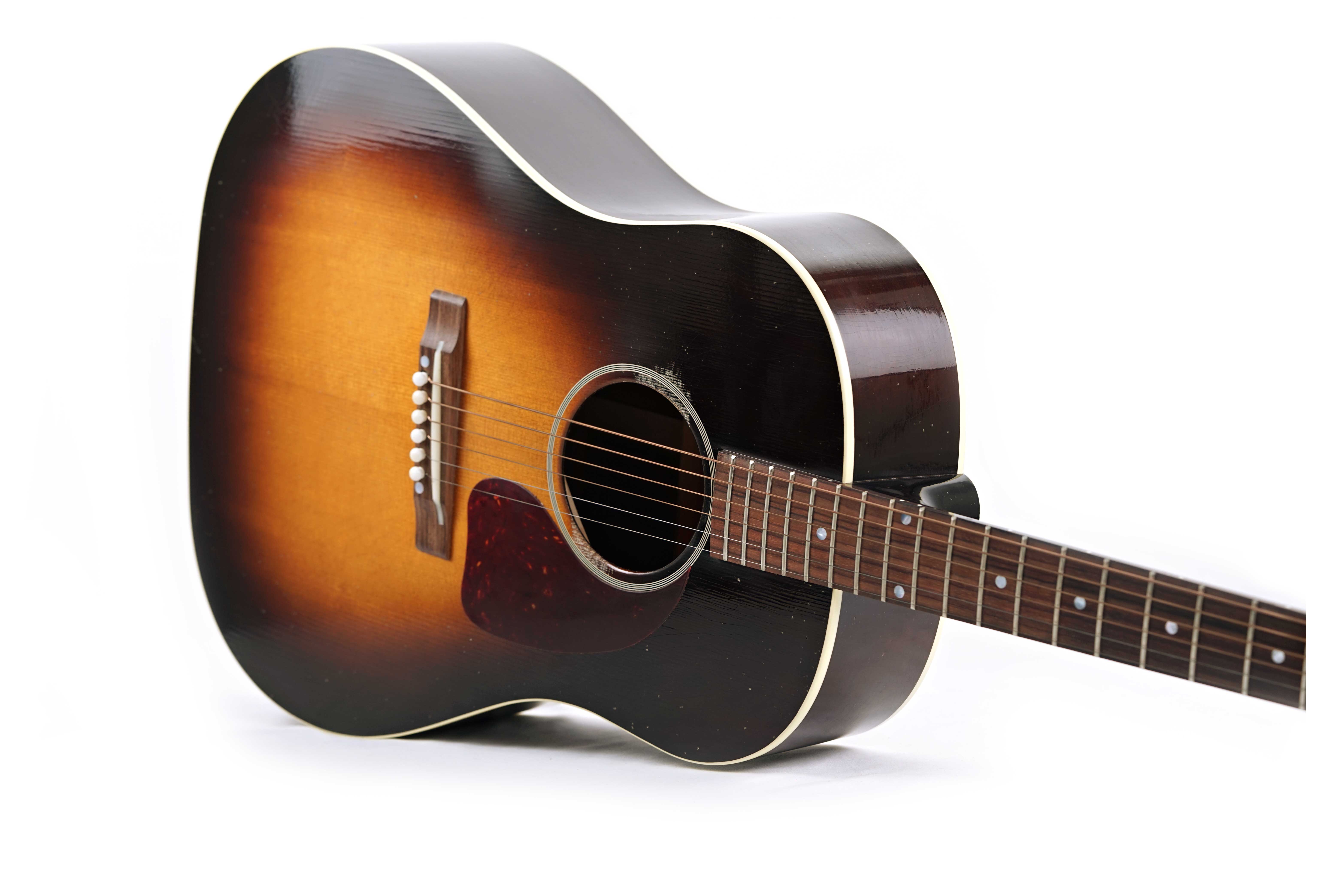 GUITARGUITAR Gibson Custom 1942 Banner J-45 Reissue Vintage Sunburst Light Aged