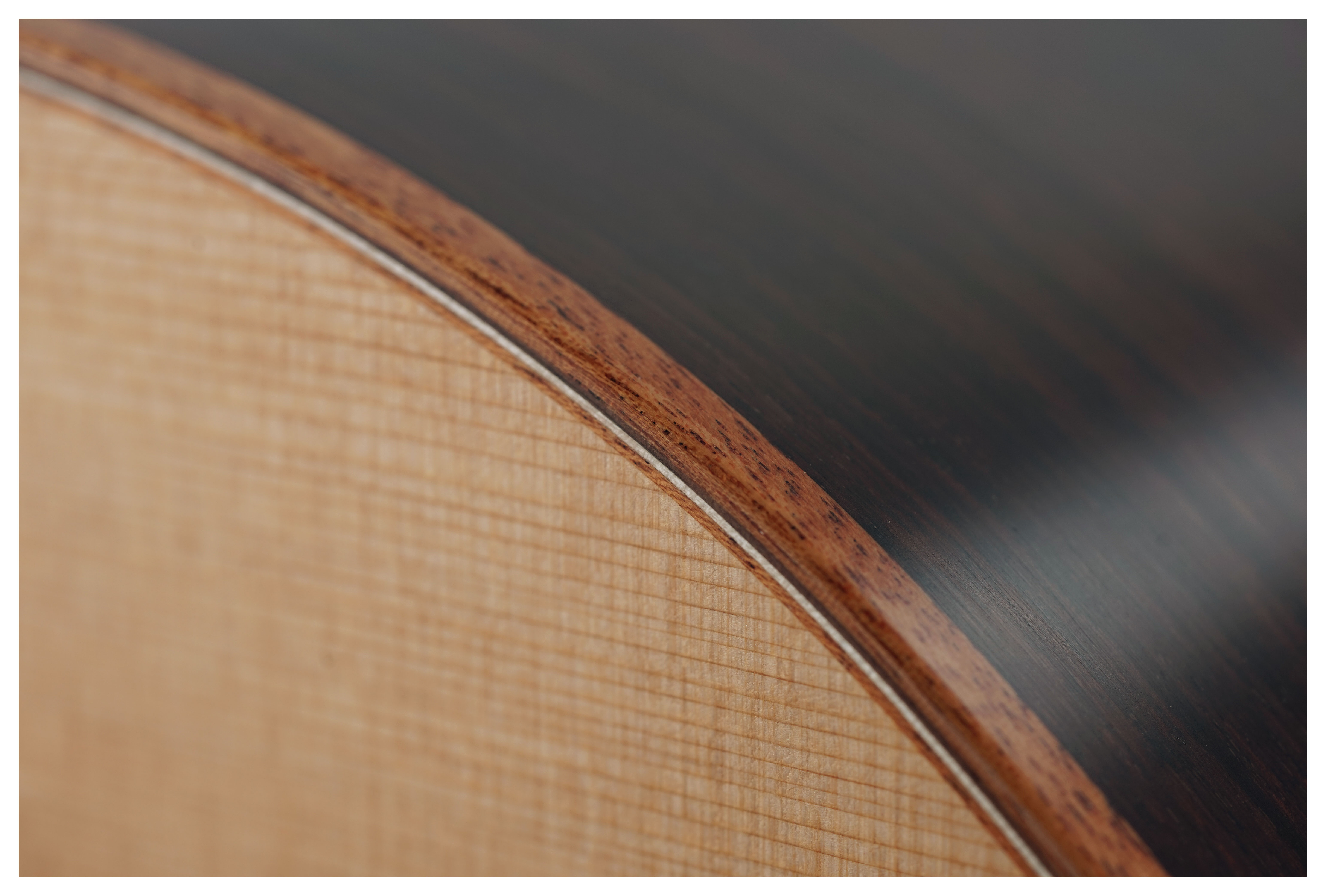 GUITARGUITAR Lowden F-10 Red Cedar / Indian Rosewood