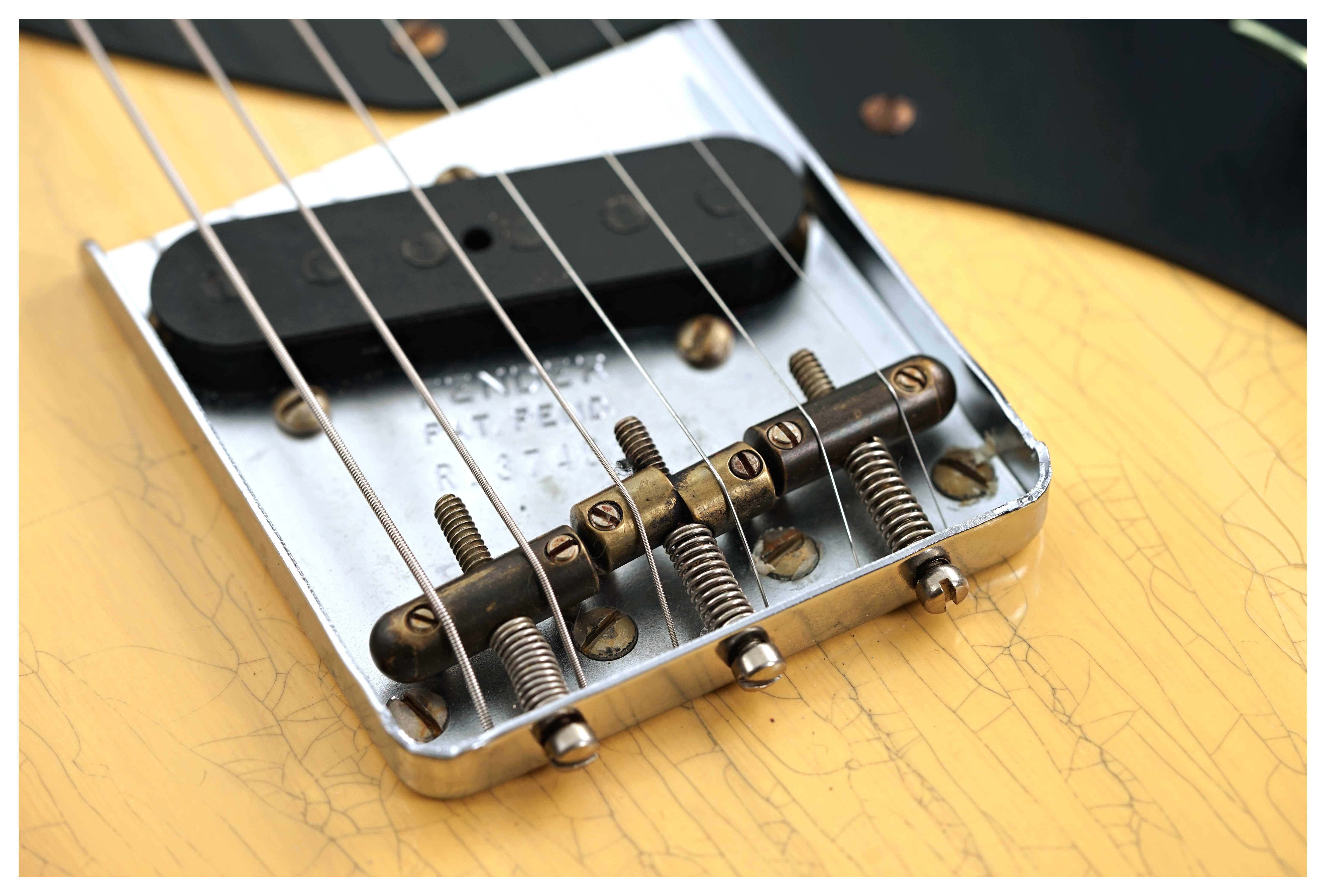 GUITARGUITAR Fender Custom Shop Limited Edition Nocaster Thinline Relic Aged Nocaster Blonde #R137452