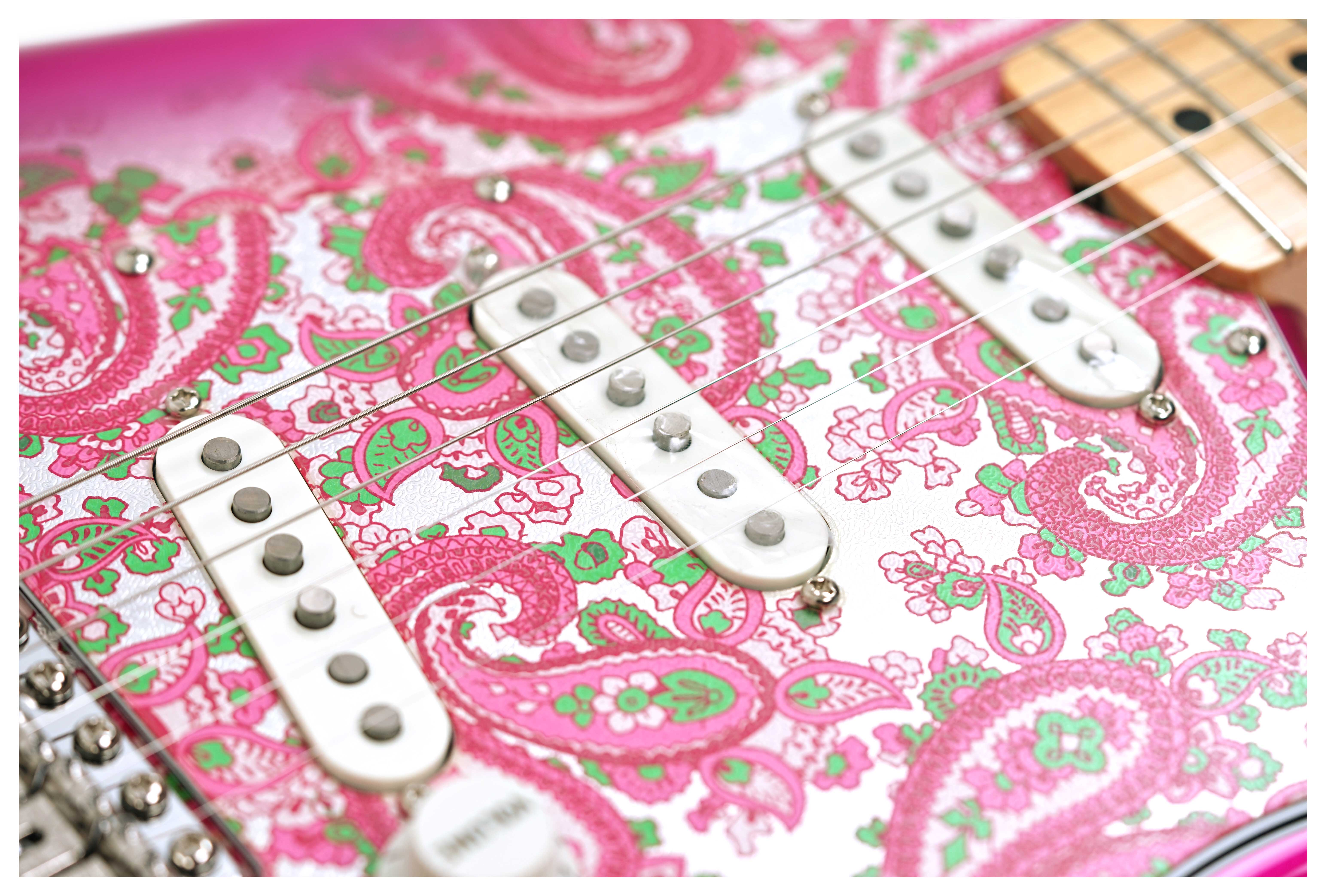 GUITARGUITAR Fender guitarguitar Exclusive Made in Japan Limited Stratocaster Pink Paisley Maple Fingerboard